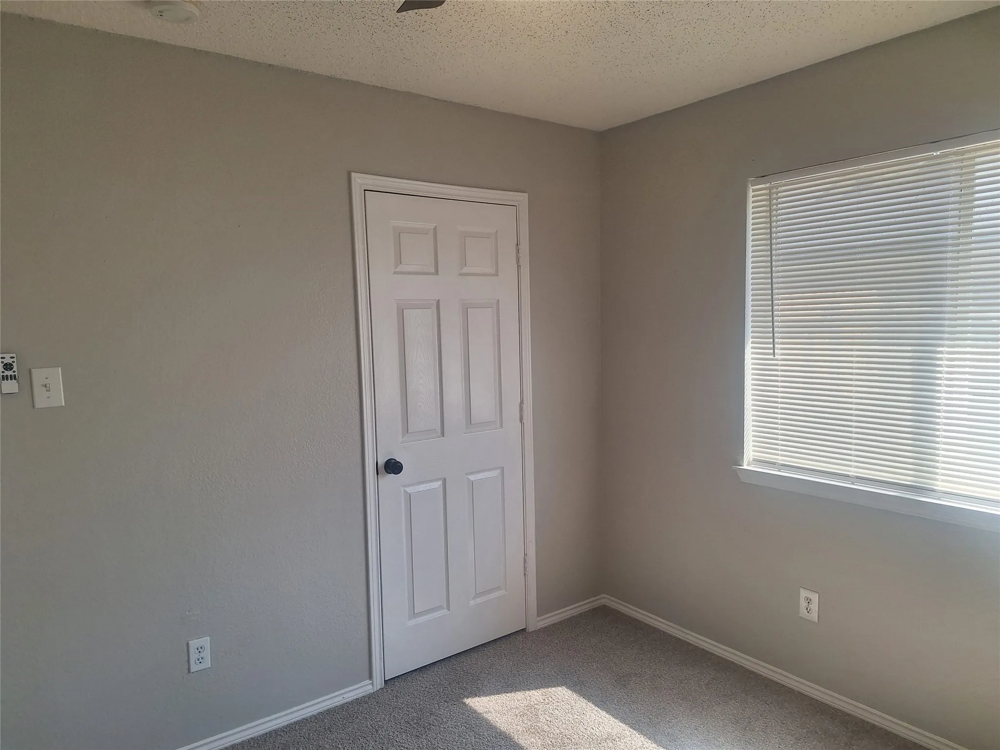 Single Family Residence For Rent in Tarrant County , 3516 Paladin Place, Fort Worth, Texas 76137, 3 Bedroom, 2 Bathroom, 2 Garage spaces, 1,859 Sqft, built in 1998, mls#21375067, Real Estate Agent in Fort Worth, Homes For Rent in Tarrant county, Homes For Rent in Fort Worth, Realtor in Fort Worth Texas, Real Estate Brokerage Independent Realty Texas, Luminita Cordes Realtor