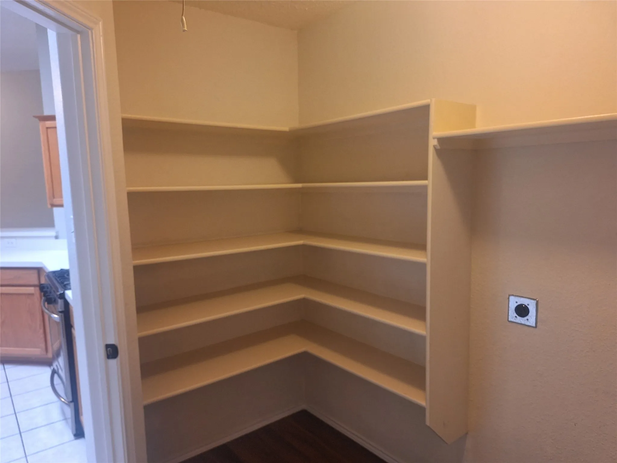Single Family Residence For Rent in Tarrant County , 3516 Paladin Place, Fort Worth, Texas 76137, 3 Bedroom, 2 Bathroom, 2 Garage spaces, 1,859 Sqft, built in 1998, mls#21375067, Real Estate Agent in Fort Worth, Homes For Rent in Tarrant county, Homes For Rent in Fort Worth, Realtor in Fort Worth Texas, Real Estate Brokerage Independent Realty Texas, Luminita Cordes Realtor