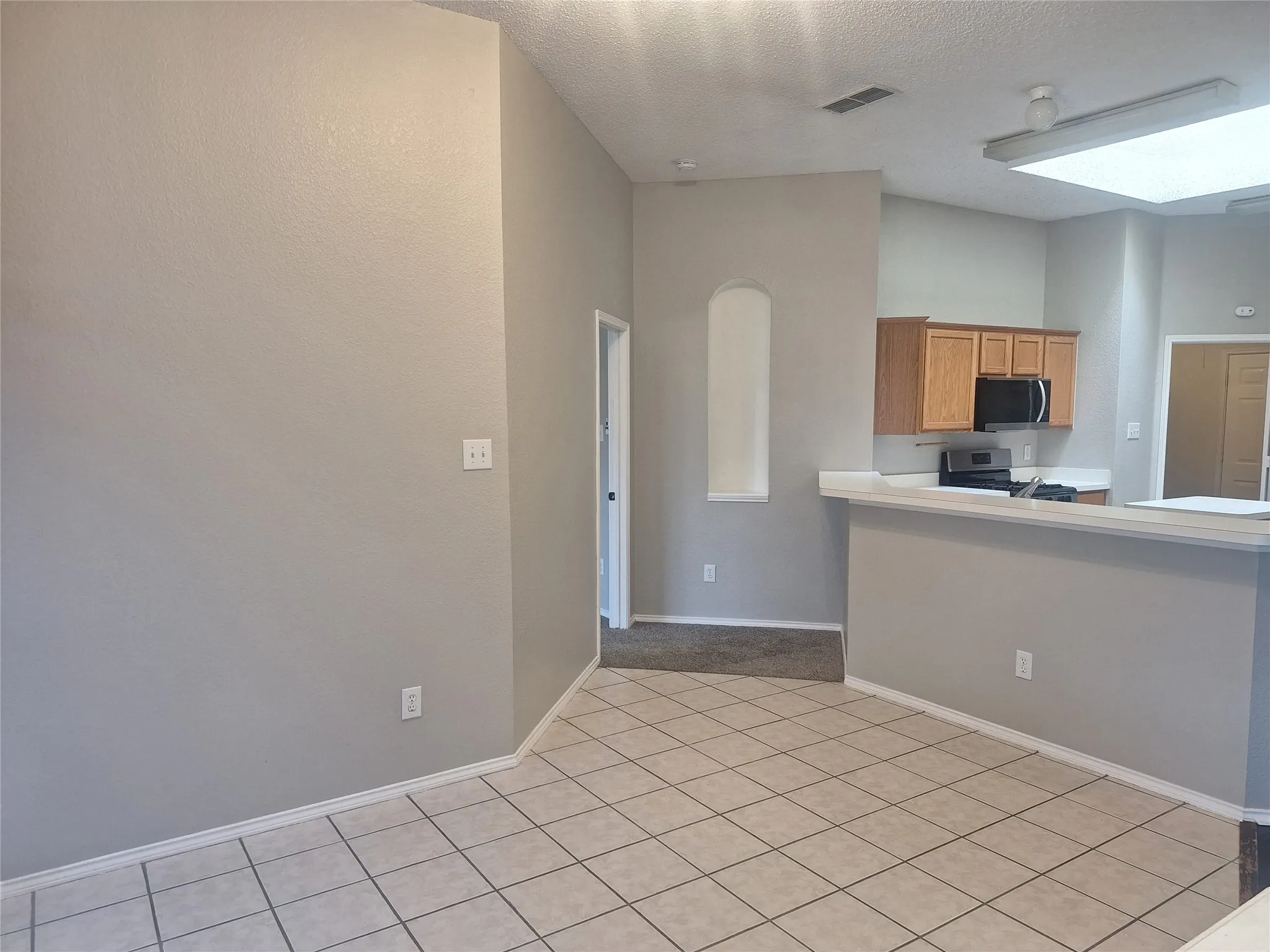 Single Family Residence For Rent in Tarrant County , 3516 Paladin Place, Fort Worth, Texas 76137, 3 Bedroom, 2 Bathroom, 2 Garage spaces, 1,859 Sqft, built in 1998, mls#21375067, Real Estate Agent in Fort Worth, Homes For Rent in Tarrant county, Homes For Rent in Fort Worth, Realtor in Fort Worth Texas, Real Estate Brokerage Independent Realty Texas, Luminita Cordes Realtor