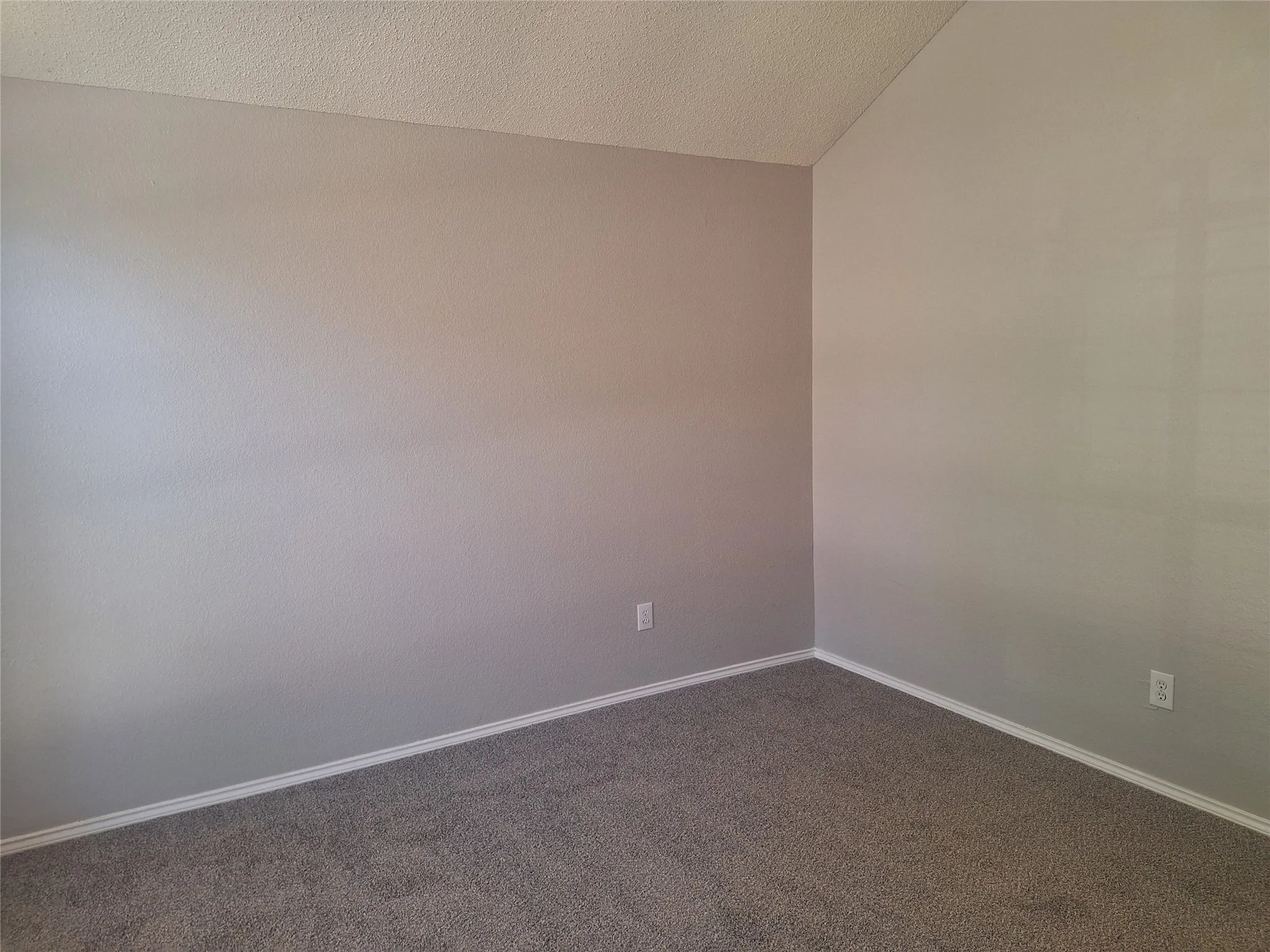 Single Family Residence For Rent in Tarrant County , 3516 Paladin Place, Fort Worth, Texas 76137, 3 Bedroom, 2 Bathroom, 2 Garage spaces, 1,859 Sqft, built in 1998, mls#21375067, Real Estate Agent in Fort Worth, Homes For Rent in Tarrant county, Homes For Rent in Fort Worth, Realtor in Fort Worth Texas, Real Estate Brokerage Independent Realty Texas, Luminita Cordes Realtor
