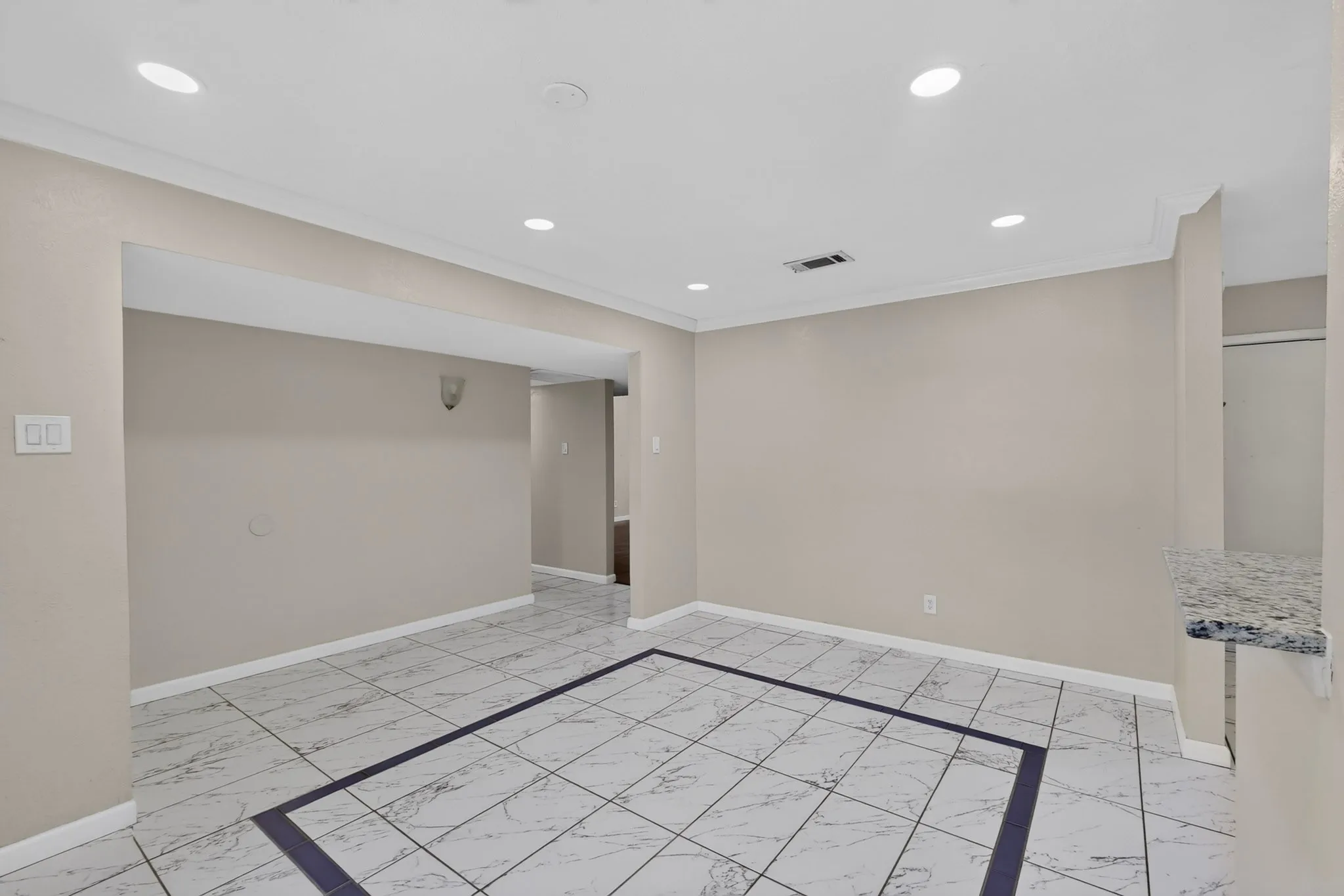 Single Family Residence For Sale in Dallas County , 3310 Magnolia Court, Rowlett, Texas 75089, 3 Bedroom, 2 Bathroom, 2 Garage spaces, 1,600 Sqft, built in 1975, mls#21373722, Real Estate Agent in Rowlett, Homes For Sale in Dallas county, Homes For Sale in Rowlett, Realtor in Rowlett Texas, Real Estate Brokerage Independent Realty Texas, Luminita Cordes Realtor