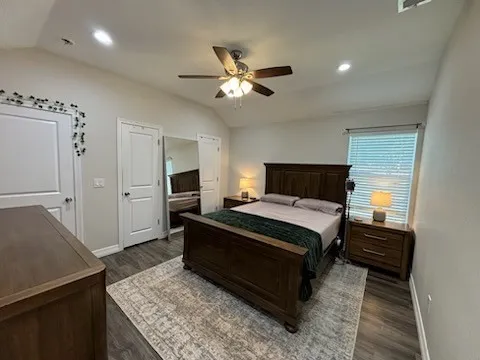 Single Family Residence For Rent in Grayson County , 430 E Hull Street, Denison, Texas 75021, 3 Bedroom, 2 Bathroom, Garage spaces, 1,252 Sqft, built in 2021, mls#21375117, Real Estate Agent in Denison, Homes For Rent in Grayson county, Homes For Rent in Denison, Realtor in Denison Texas, Real Estate Brokerage Independent Realty Texas, Luminita Cordes Realtor