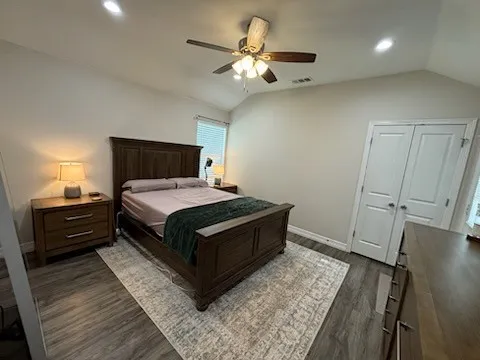 Single Family Residence For Rent in Grayson County , 430 E Hull Street, Denison, Texas 75021, 3 Bedroom, 2 Bathroom, Garage spaces, 1,252 Sqft, built in 2021, mls#21375117, Real Estate Agent in Denison, Homes For Rent in Grayson county, Homes For Rent in Denison, Realtor in Denison Texas, Real Estate Brokerage Independent Realty Texas, Luminita Cordes Realtor