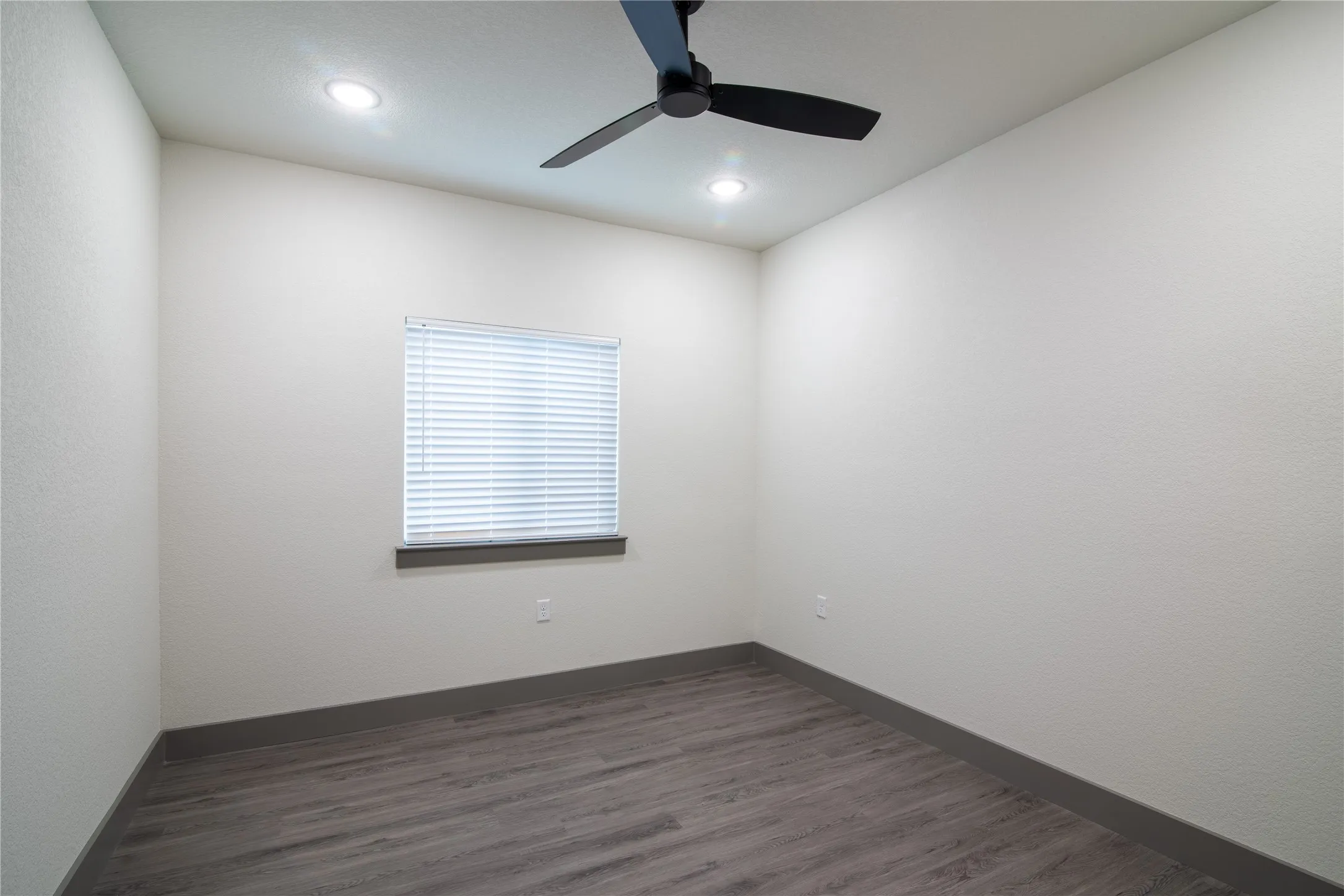 Single Family Residence For Sale in Johnson County , 13532 Stage Coach Lane, Cresson, Texas 76035, 3 Bedroom, 2 Bathroom, 2 Garage spaces, 1,825 Sqft, built in 2026, mls#21375145, Real Estate Agent in Cresson, Homes For Sale in Johnson county, Homes For Sale in Cresson, Realtor in Cresson Texas, Real Estate Brokerage Independent Realty Texas, Luminita Cordes Realtor