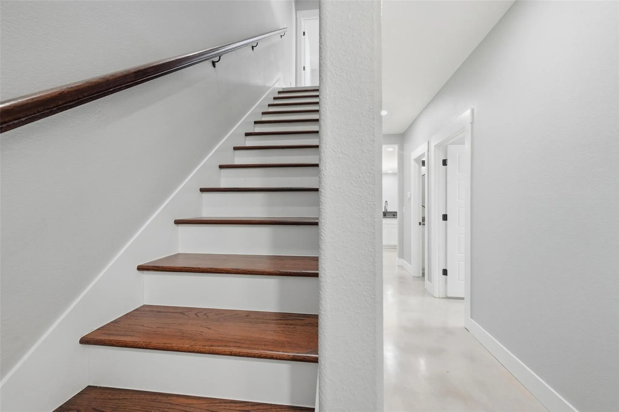 Duplex For Sale in Grayson County , 1309 S 5th Avenue, Denison, Texas 75021, 6 Bedroom, 6 Bathroom, Garage spaces, 0 Sqft, built in 2022, mls#21375146, Real Estate Agent in Denison, Homes For Sale in Grayson county, Homes For Sale in Denison, Realtor in Denison Texas, Real Estate Brokerage Independent Realty Texas, Luminita Cordes Realtor