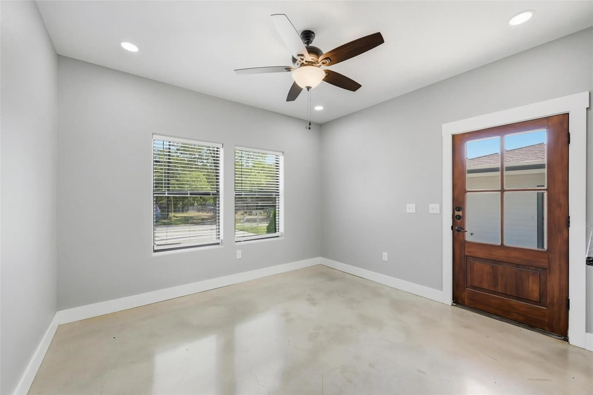 Duplex For Sale in Grayson County , 1309 S 5th Avenue, Denison, Texas 75021, 6 Bedroom, 6 Bathroom, Garage spaces, 0 Sqft, built in 2022, mls#21375146, Real Estate Agent in Denison, Homes For Sale in Grayson county, Homes For Sale in Denison, Realtor in Denison Texas, Real Estate Brokerage Independent Realty Texas, Luminita Cordes Realtor