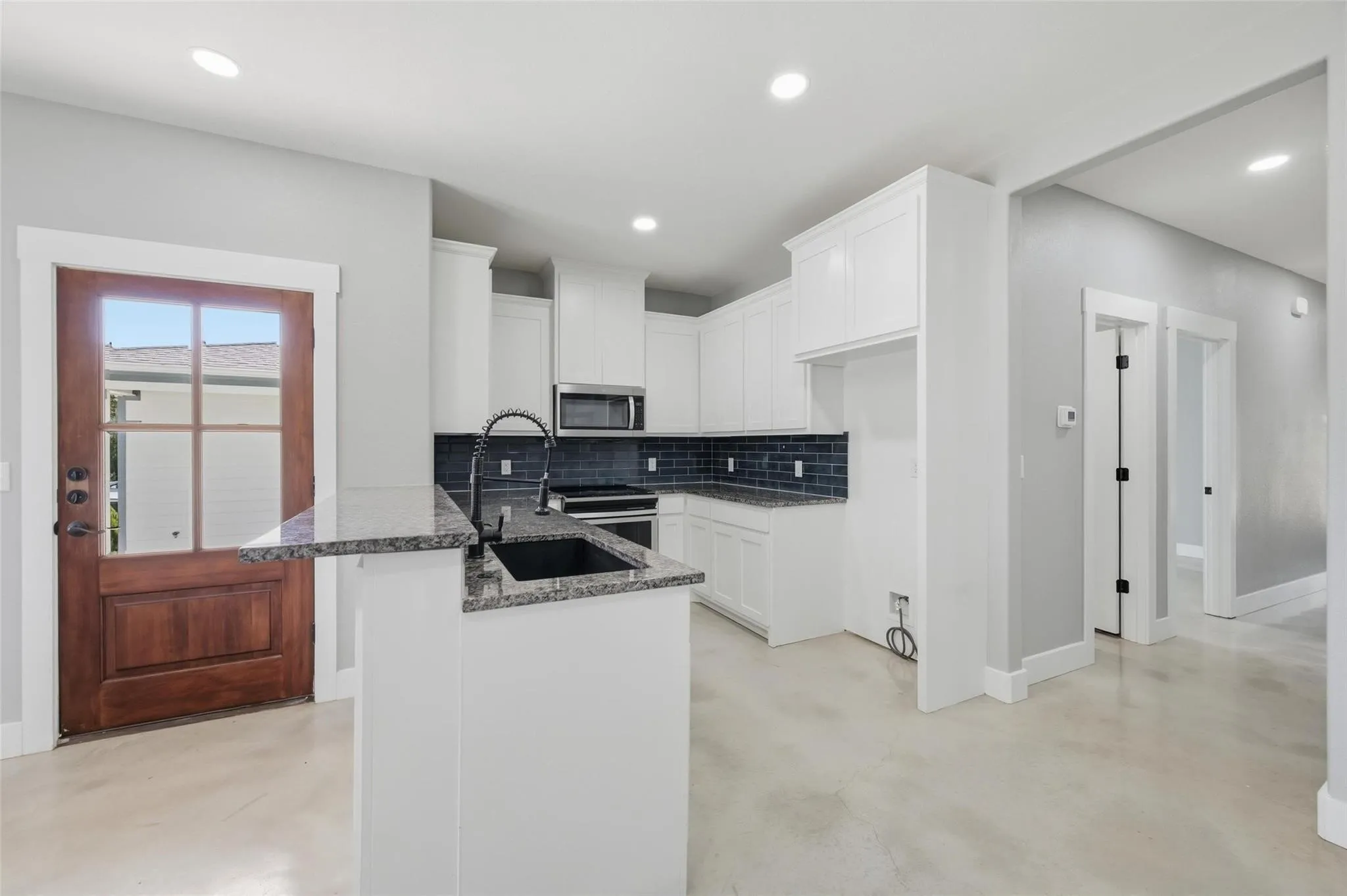 Duplex For Sale in Grayson County , 1309 S 5th Avenue, Denison, Texas 75021, 6 Bedroom, 6 Bathroom, Garage spaces, 0 Sqft, built in 2022, mls#21375146, Real Estate Agent in Denison, Homes For Sale in Grayson county, Homes For Sale in Denison, Realtor in Denison Texas, Real Estate Brokerage Independent Realty Texas, Luminita Cordes Realtor