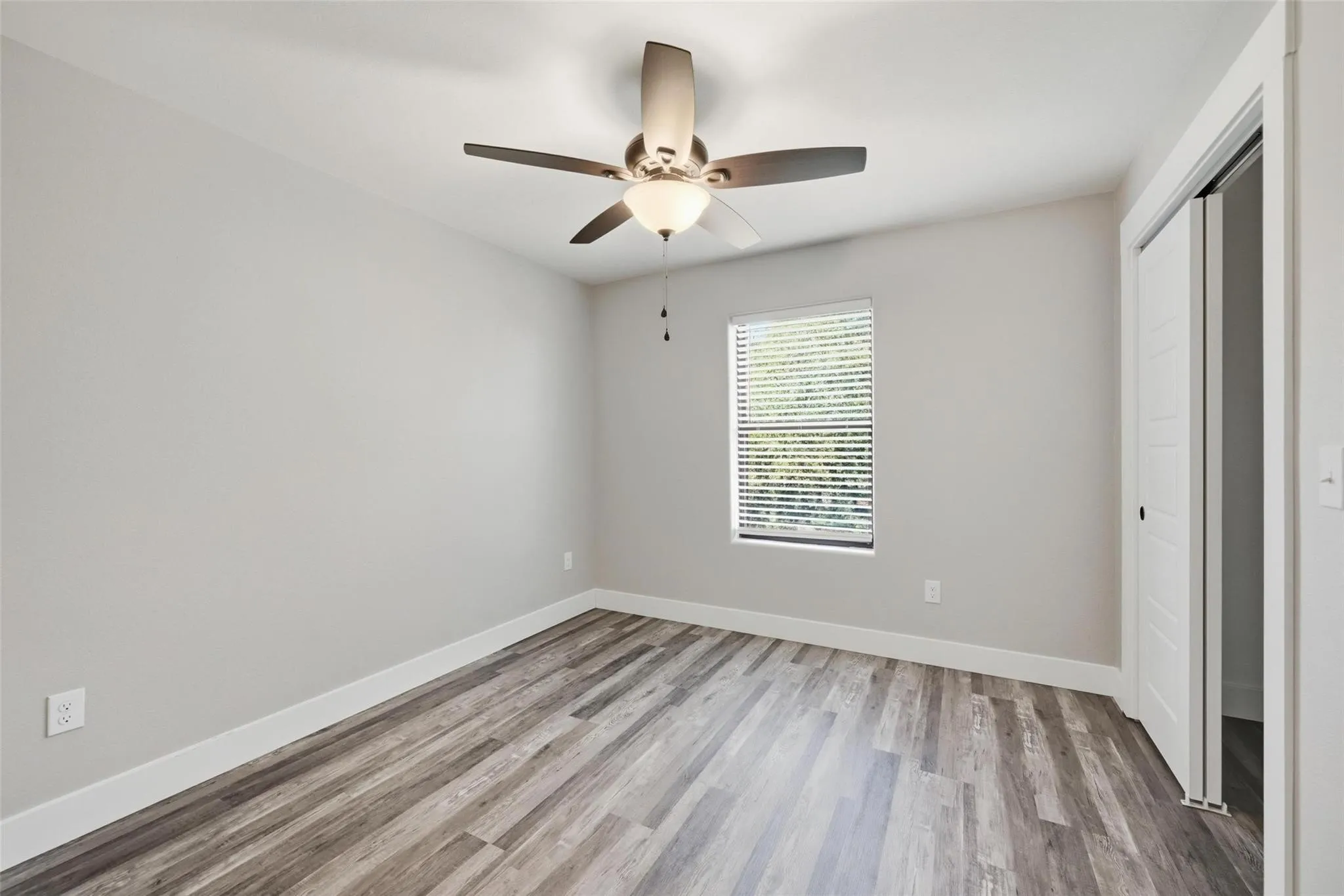 Duplex For Sale in Grayson County , 1309 S 5th Avenue, Denison, Texas 75021, 6 Bedroom, 6 Bathroom, Garage spaces, 0 Sqft, built in 2022, mls#21375146, Real Estate Agent in Denison, Homes For Sale in Grayson county, Homes For Sale in Denison, Realtor in Denison Texas, Real Estate Brokerage Independent Realty Texas, Luminita Cordes Realtor