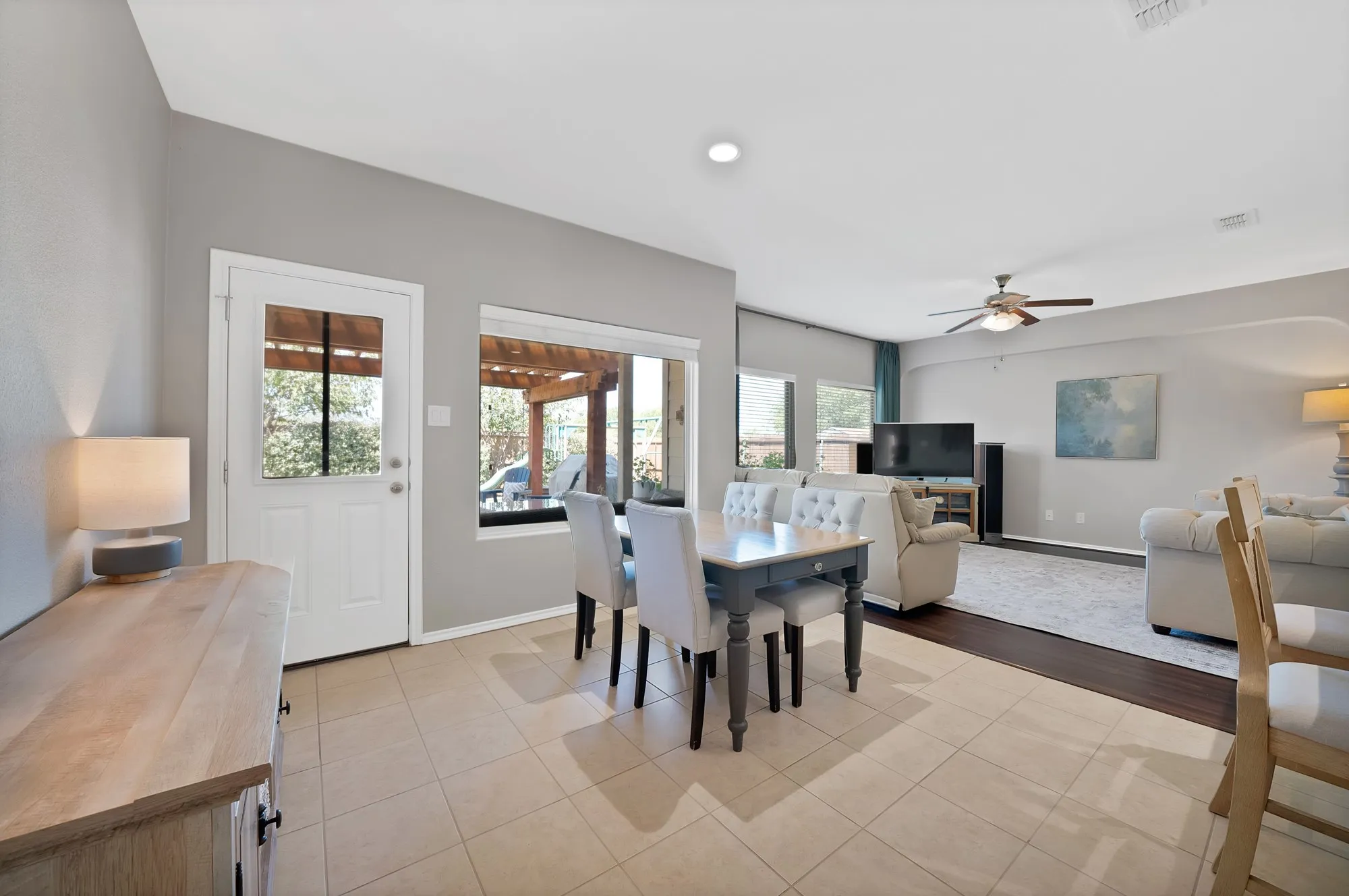 Single Family Residence For Sale in Tarrant County , 9644 Willow Branch Way, Fort Worth, Texas 76036, 3 Bedroom, 2 Bathroom, 2 Garage spaces, 1,802 Sqft, built in 2014, mls#21375130, Real Estate Agent in Fort Worth, Homes For Sale in Tarrant county, Homes For Sale in Fort Worth, Realtor in Fort Worth Texas, Real Estate Brokerage Independent Realty Texas, Luminita Cordes Realtor