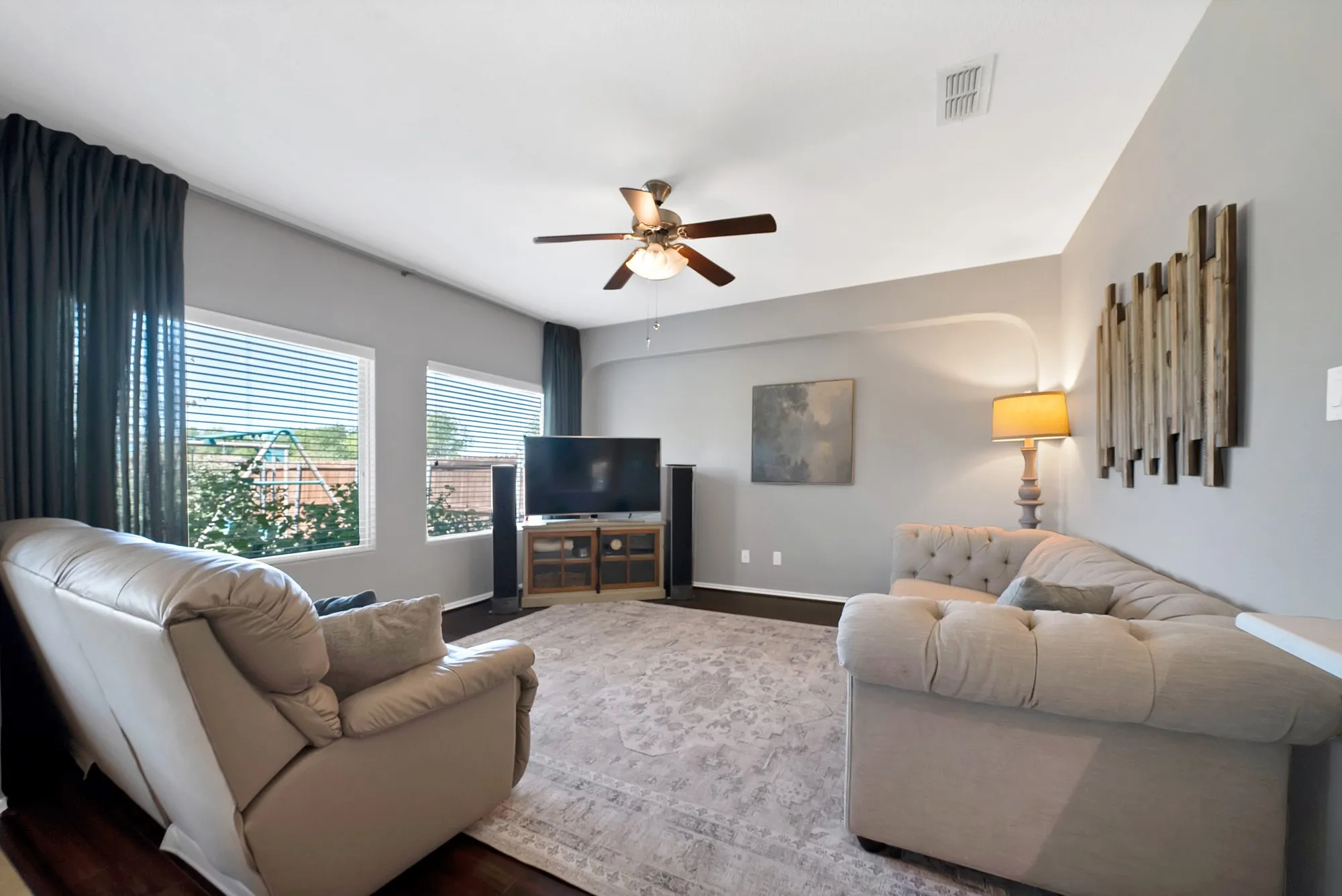 Single Family Residence For Sale in Tarrant County , 9644 Willow Branch Way, Fort Worth, Texas 76036, 3 Bedroom, 2 Bathroom, 2 Garage spaces, 1,802 Sqft, built in 2014, mls#21375130, Real Estate Agent in Fort Worth, Homes For Sale in Tarrant county, Homes For Sale in Fort Worth, Realtor in Fort Worth Texas, Real Estate Brokerage Independent Realty Texas, Luminita Cordes Realtor