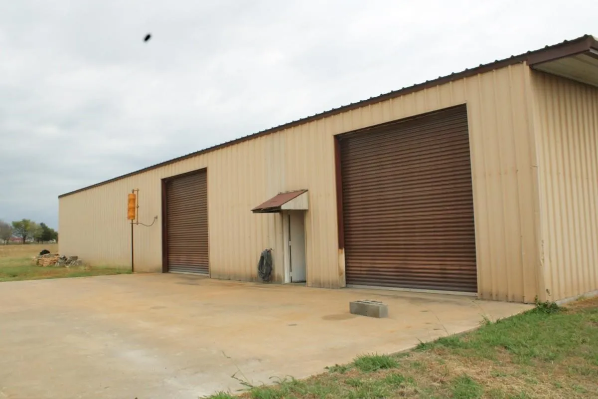 Several Bay Doors