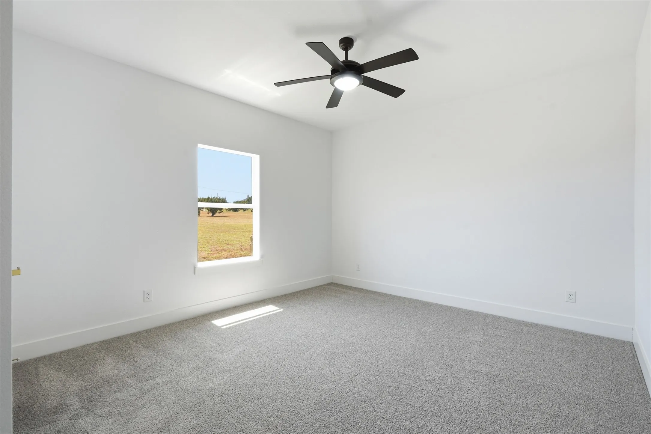 Single Family Residence For Sale in Johnson County , 6657 Buffalo Ridge Circle, Godley, Texas 76044, 4 Bedroom, 3 Bathroom, 2 Garage spaces, 2,353 Sqft, built in 2024, mls#21375154, Real Estate Agent in Godley, Homes For Sale in Johnson county, Homes For Sale in Godley, Realtor in Godley Texas, Real Estate Brokerage Independent Realty Texas, Luminita Cordes Realtor