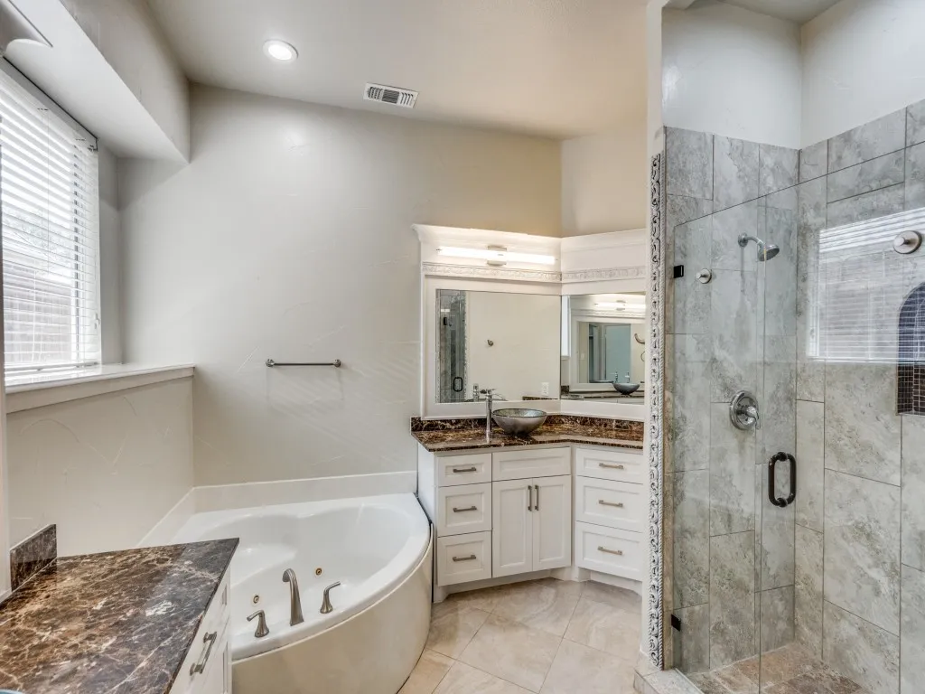 Single Family Residence For Rent in Collin County , 4612 Old Pond Drive, Plano, Texas 75024, 4 Bedroom, 4 Bathroom, 3 Garage spaces, 3,501 Sqft, built in 1997, mls#21375100, Real Estate Agent in Plano, Homes For Rent in Collin county, Homes For Rent in Plano, Realtor in Plano Texas, Real Estate Brokerage Independent Realty Texas, Luminita Cordes Realtor