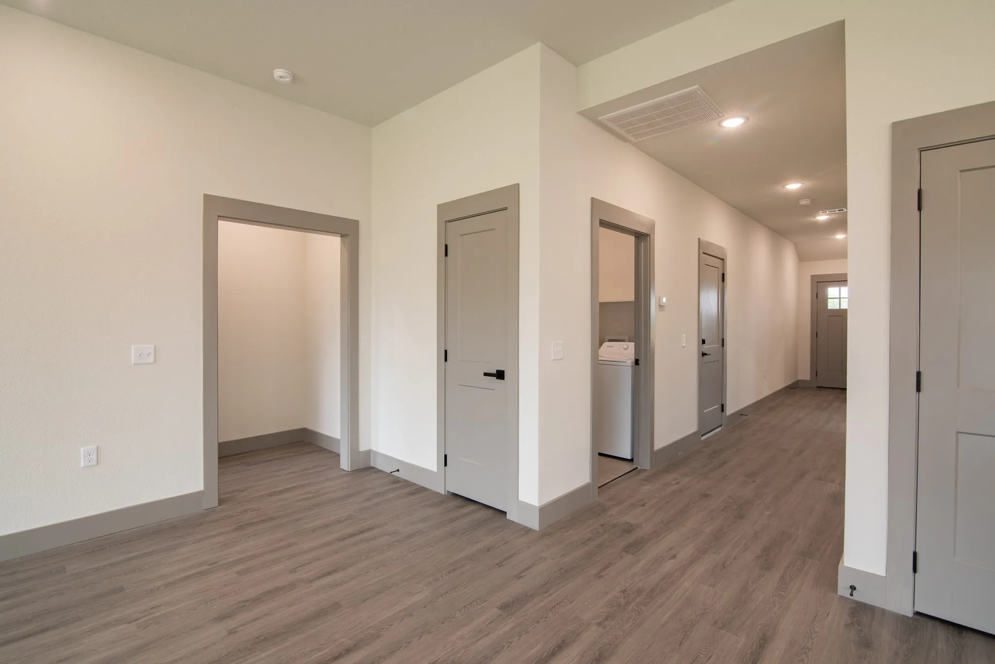 Single Family Residence For Sale in Johnson County , 13536 Stage Coach Lane, Cresson, Texas 76035, 3 Bedroom, 2 Bathroom, 2 Garage spaces, 1,665 Sqft, built in 2026, mls#21375162, Real Estate Agent in Cresson, Homes For Sale in Johnson county, Homes For Sale in Cresson, Realtor in Cresson Texas, Real Estate Brokerage Independent Realty Texas, Luminita Cordes Realtor