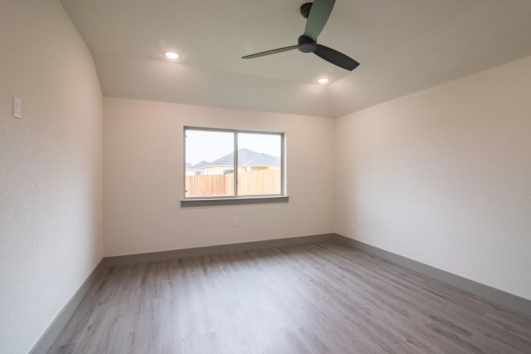 Single Family Residence For Sale in Johnson County , 13536 Stage Coach Lane, Cresson, Texas 76035, 3 Bedroom, 2 Bathroom, 2 Garage spaces, 1,665 Sqft, built in 2026, mls#21375162, Real Estate Agent in Cresson, Homes For Sale in Johnson county, Homes For Sale in Cresson, Realtor in Cresson Texas, Real Estate Brokerage Independent Realty Texas, Luminita Cordes Realtor
