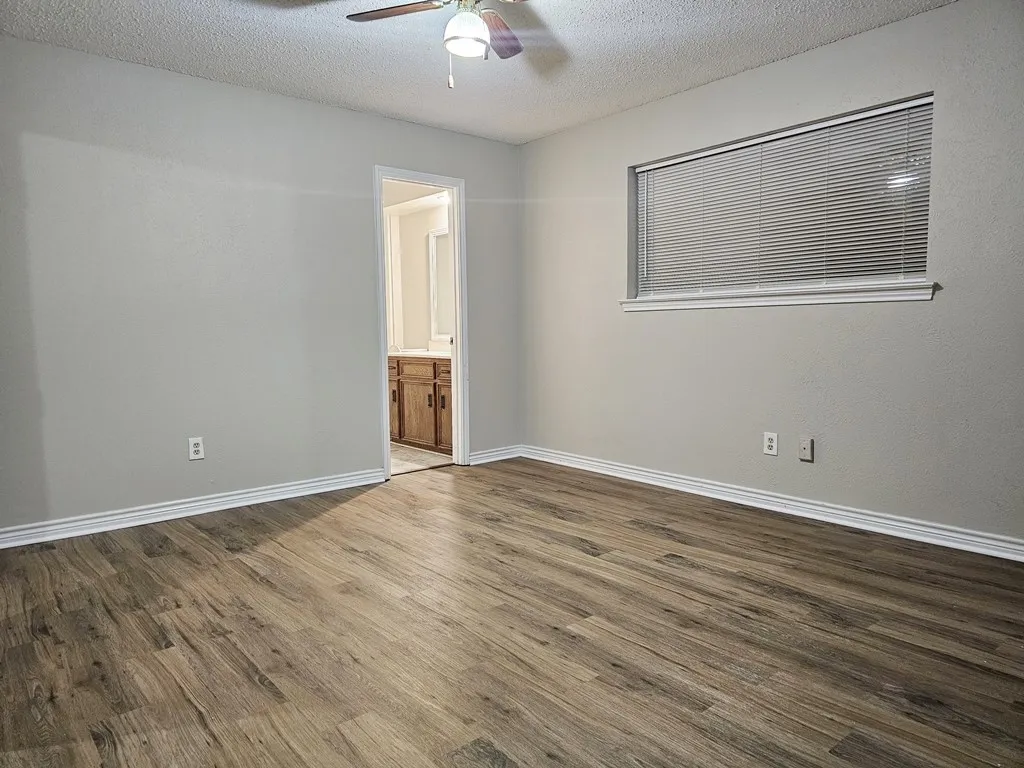 Duplex For Rent in Dallas County , 309 Christie Court, Irving, Texas 75060, 3 Bedroom, 2 Bathroom, Garage spaces, 1,330 Sqft, built in 1978, mls#21375155, Real Estate Agent in Irving, Homes For Rent in Dallas county, Homes For Rent in Irving, Realtor in Irving Texas, Real Estate Brokerage Independent Realty Texas, Luminita Cordes Realtor