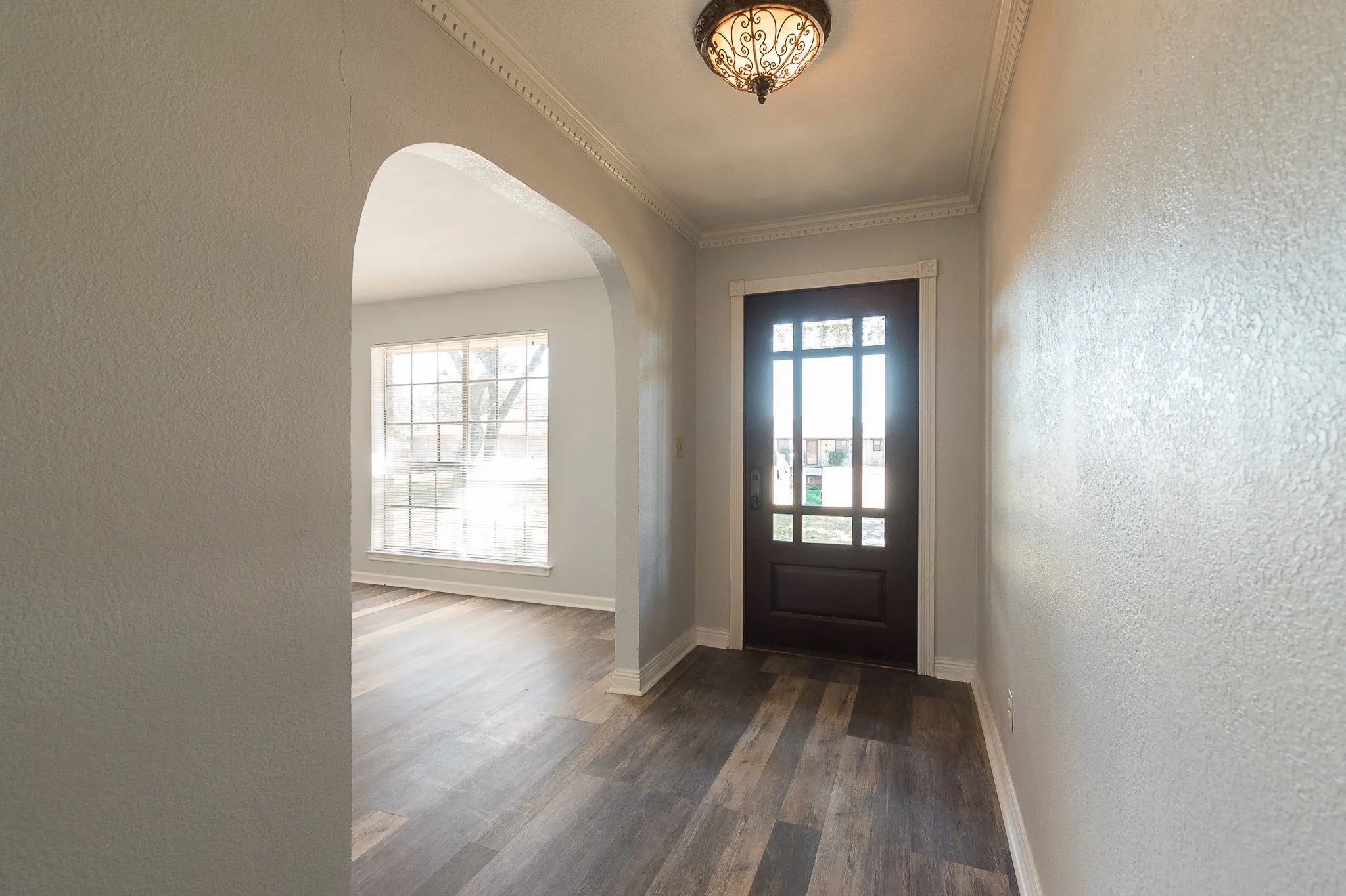Single Family Residence For Rent in Dallas County , 9190 Orbiter Circle, Dallas, Texas 75243, 3 Bedroom, 3 Bathroom, 2 Garage spaces, 2,237 Sqft, built in 1971, mls#21375166, Real Estate Agent in Dallas, Homes For Rent in Dallas county, Homes For Rent in Dallas, Realtor in Dallas Texas, Real Estate Brokerage Independent Realty Texas, Luminita Cordes Realtor