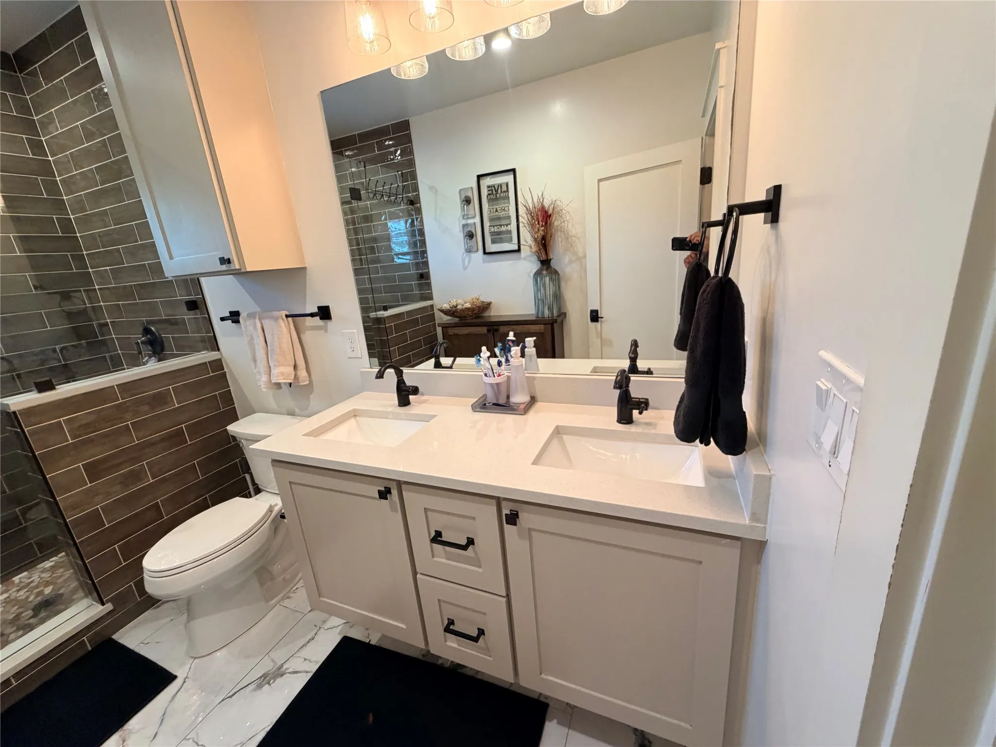 Single Family Residence For Sale in Collin County , 222 County Road 876, Princeton, Texas 75407, 4 Bedroom, 4 Bathroom, 8 Garage spaces, 4,676 Sqft, built in 2018, mls#21375168, Real Estate Agent in Princeton, Homes For Sale in Collin county, Homes For Sale in Princeton, Realtor in Princeton Texas, Real Estate Brokerage Independent Realty Texas, Luminita Cordes Realtor
