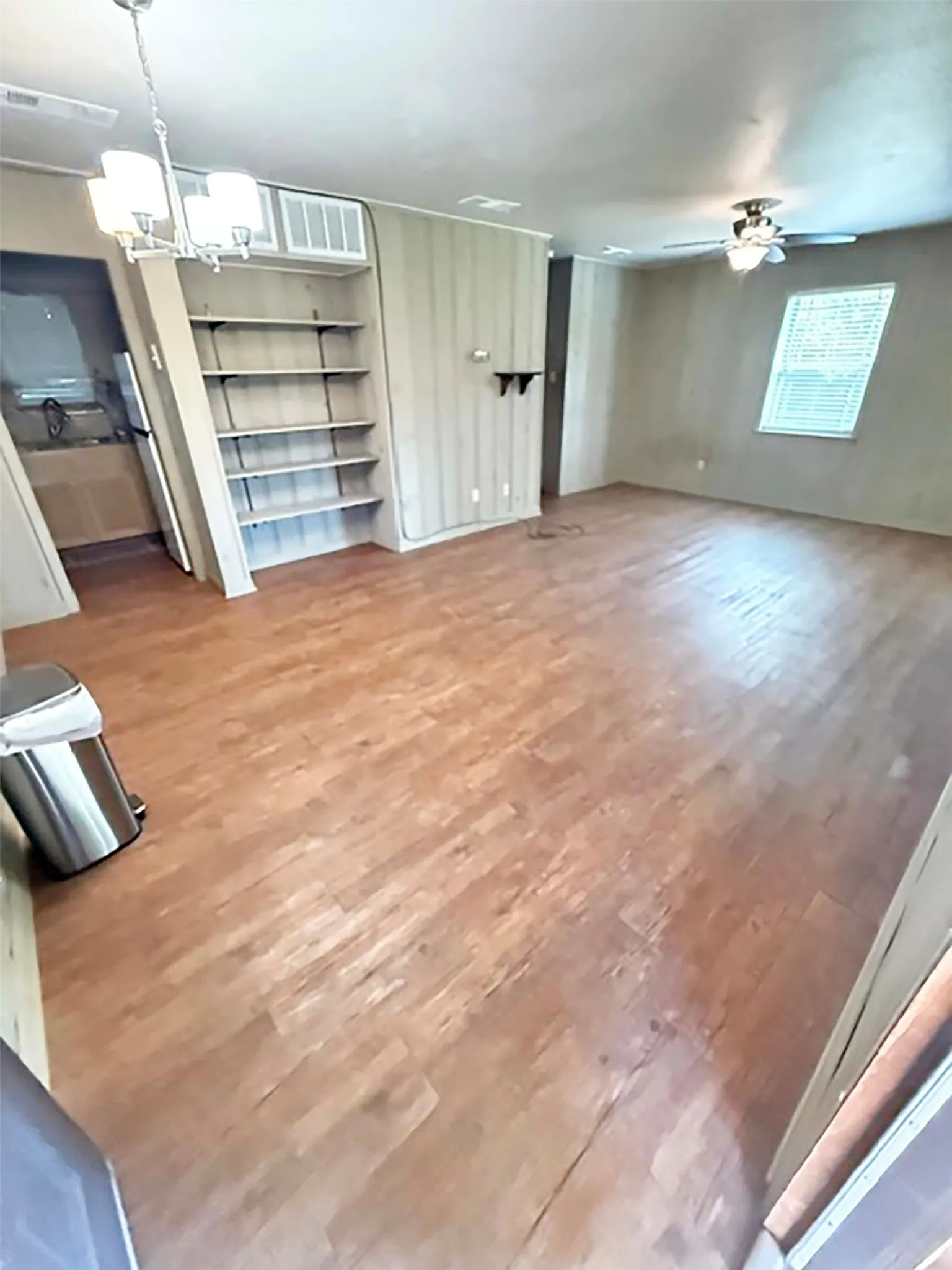Single Family Residence For Rent in Denton County , 2710 Crestwood Place, Denton, Texas 76209, 4 Bedroom, 3 Bathroom, 2 Garage spaces, 2,029 Sqft, built in 1960, mls#21371458, Real Estate Agent in Denton, Homes For Rent in Denton county, Homes For Rent in Denton, Realtor in Denton Texas, Real Estate Brokerage Independent Realty Texas, Luminita Cordes Realtor