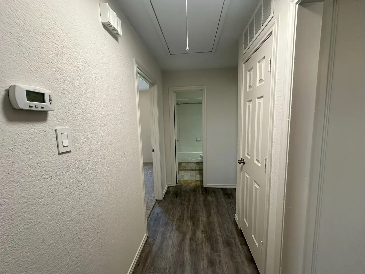 Single Family Residence For Rent in Denton County , 2033 Espinosa Drive, Carrollton, Texas 75010, 3 Bedroom, 2 Bathroom, 2 Garage spaces, 1,467 Sqft, built in 1985, mls#21375083, Real Estate Agent in Carrollton, Homes For Rent in Denton county, Homes For Rent in Carrollton, Realtor in Carrollton Texas, Real Estate Brokerage Independent Realty Texas, Luminita Cordes Realtor