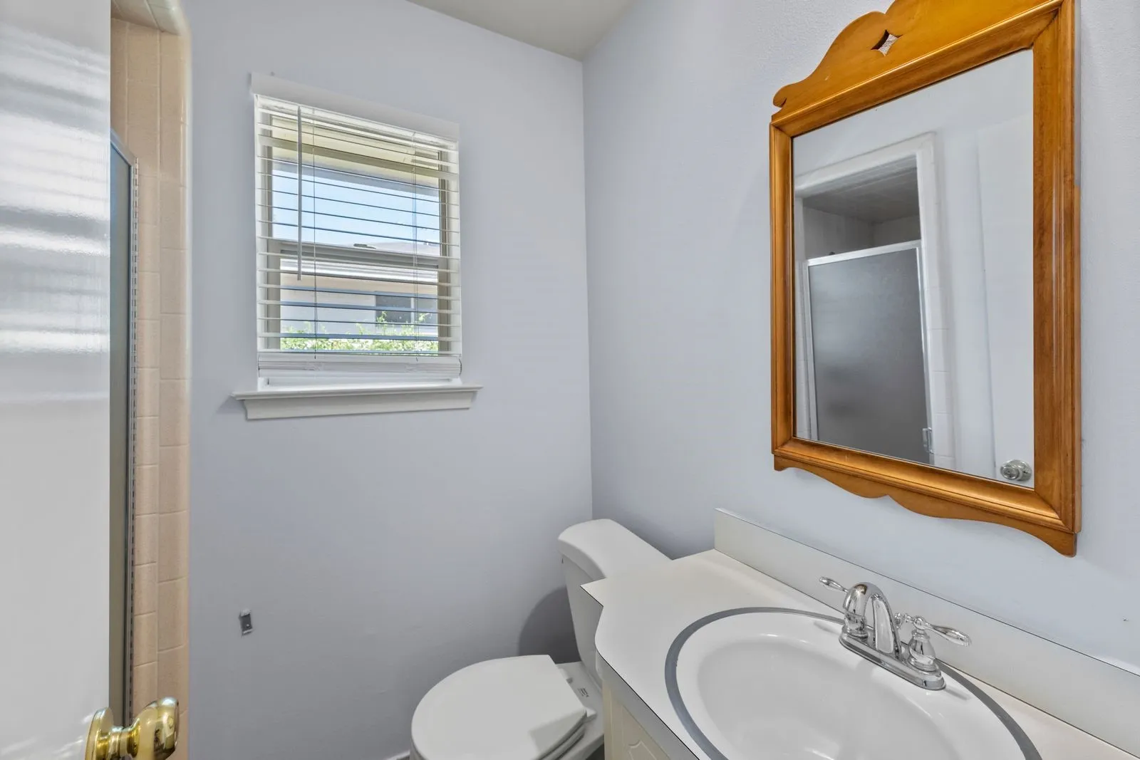 Single Family Residence For Rent in Dallas County , 6342 Annapolis Lane, Dallas, Texas 75214, 4 Bedroom, 3 Bathroom, 2 Garage spaces, 2,957 Sqft, built in 1968, mls#21375167, Real Estate Agent in Dallas, Homes For Rent in Dallas county, Homes For Rent in Dallas, Realtor in Dallas Texas, Real Estate Brokerage Independent Realty Texas, Luminita Cordes Realtor