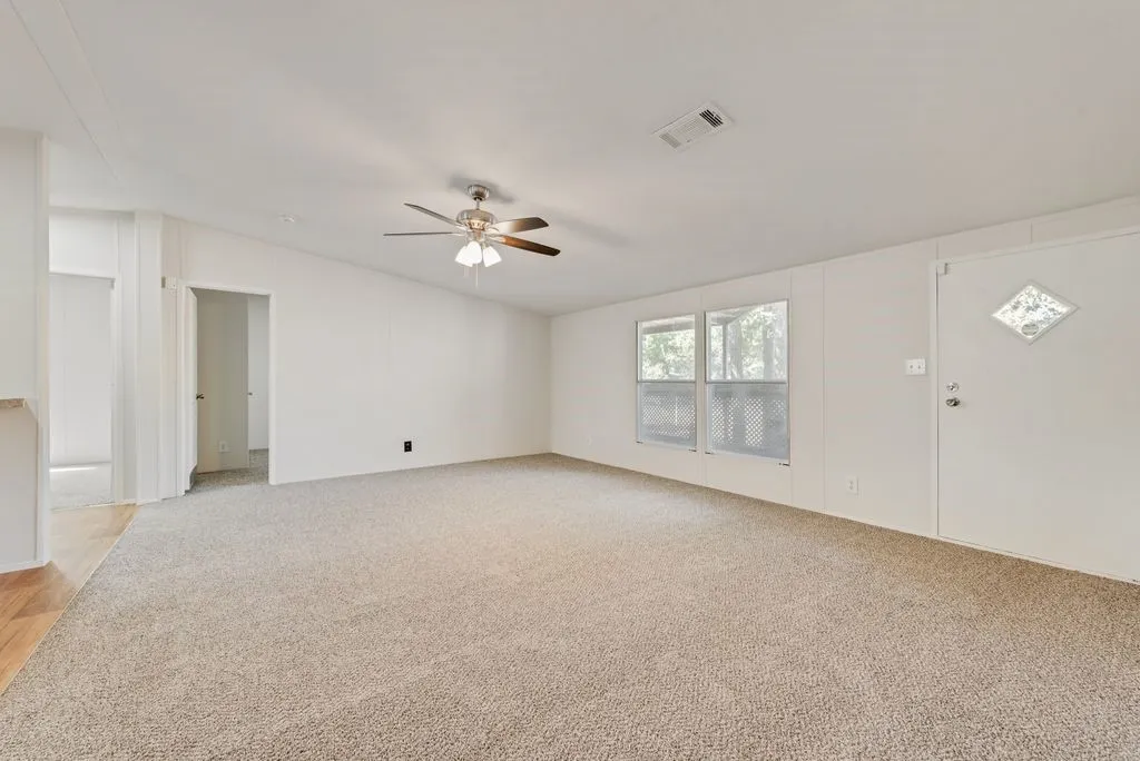 Manufactured Home For Sale in Tarrant County , 1517 Mockingbird Lane, Pelican Bay, Texas 76020, 3 Bedroom, 2 Bathroom, Garage spaces, 1,408 Sqft, built in 2014, mls#21375165, Real Estate Agent in Pelican Bay, Homes For Sale in Tarrant county, Homes For Sale in Pelican Bay, Realtor in Pelican Bay Texas, Real Estate Brokerage Independent Realty Texas, Luminita Cordes Realtor