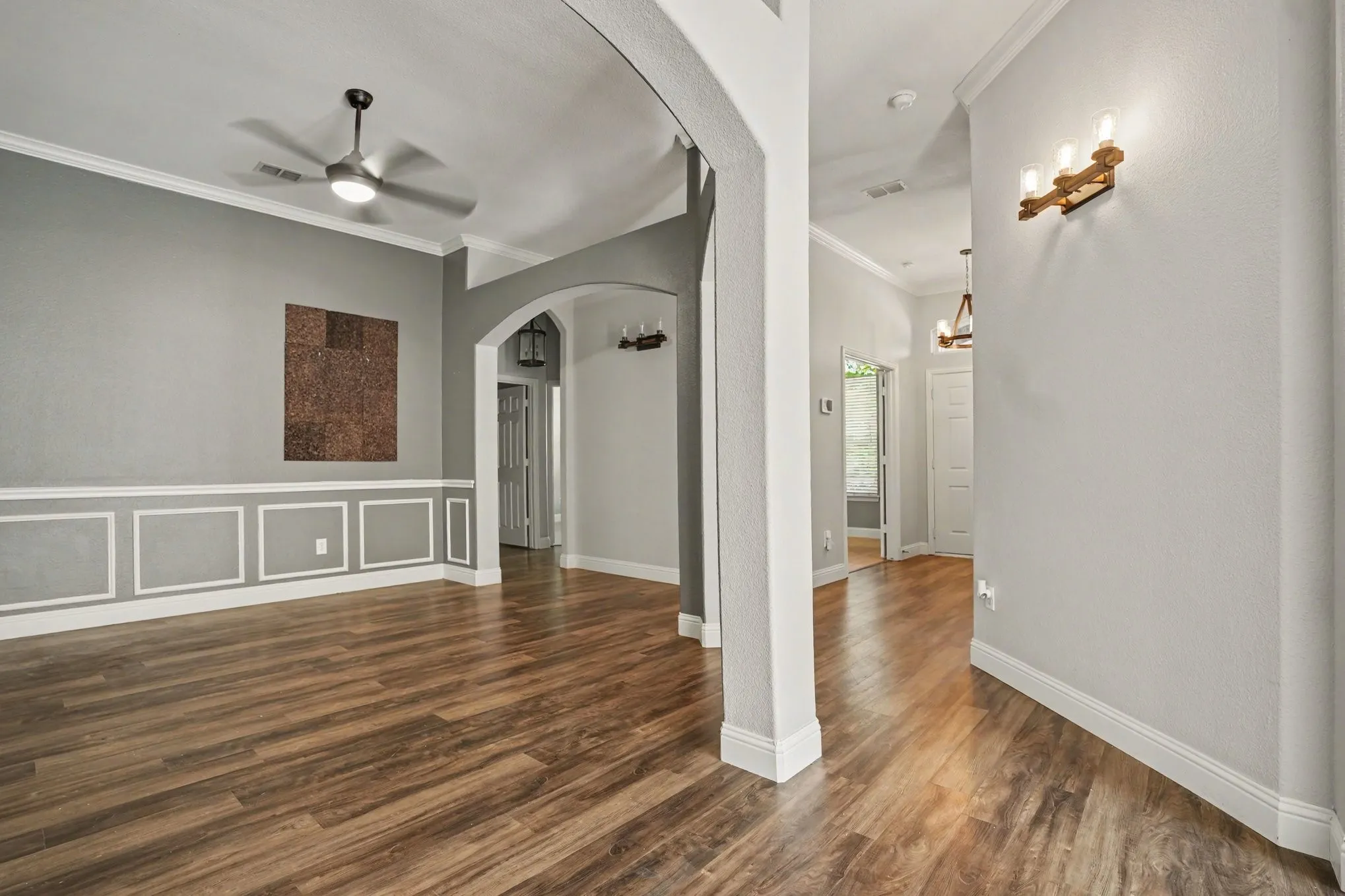Single Family Residence For Sale in Tarrant County , 1 Mary Lou Court, Mansfield, Texas 76063, 3 Bedroom, 2 Bathroom, 2 Garage spaces, 2,293 Sqft, built in 2002, mls#21372728, Real Estate Agent in Mansfield, Homes For Sale in Tarrant county, Homes For Sale in Mansfield, Realtor in Mansfield Texas, Real Estate Brokerage Independent Realty Texas, Luminita Cordes Realtor