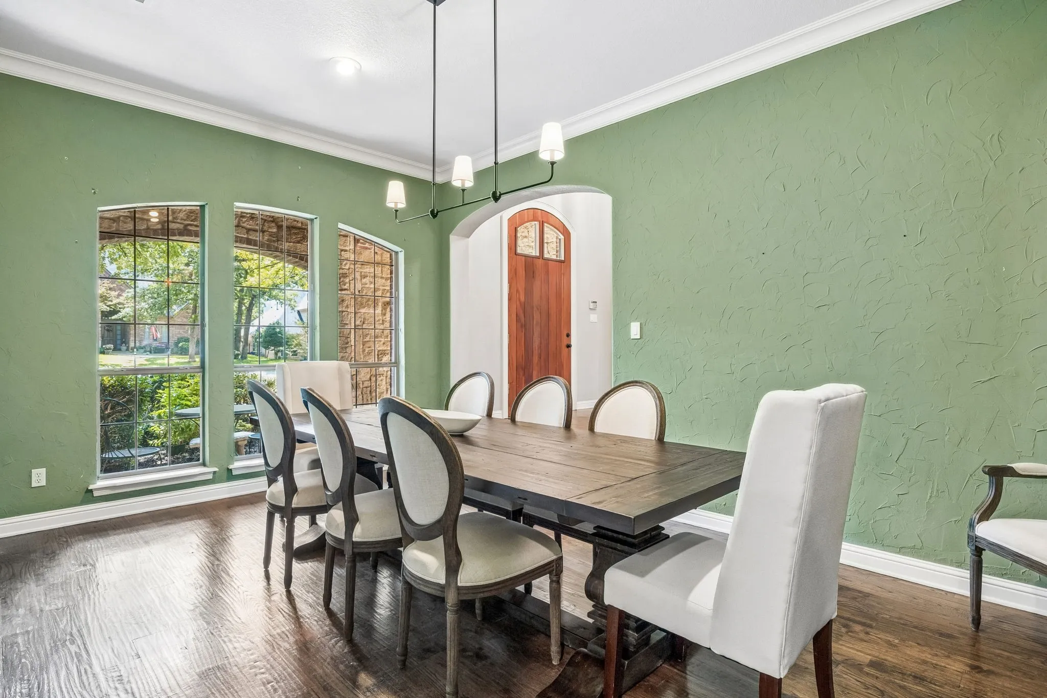 Single Family Residence For Sale in Tarrant County , 208 Polo Trail, Colleyville, Texas 76034, 4 Bedroom, 4 Bathroom, 3 Garage spaces, 4,699 Sqft, built in 1998, mls#21375046, Real Estate Agent in Colleyville, Homes For Sale in Tarrant county, Homes For Sale in Colleyville, Realtor in Colleyville Texas, Real Estate Brokerage Independent Realty Texas, Luminita Cordes Realtor