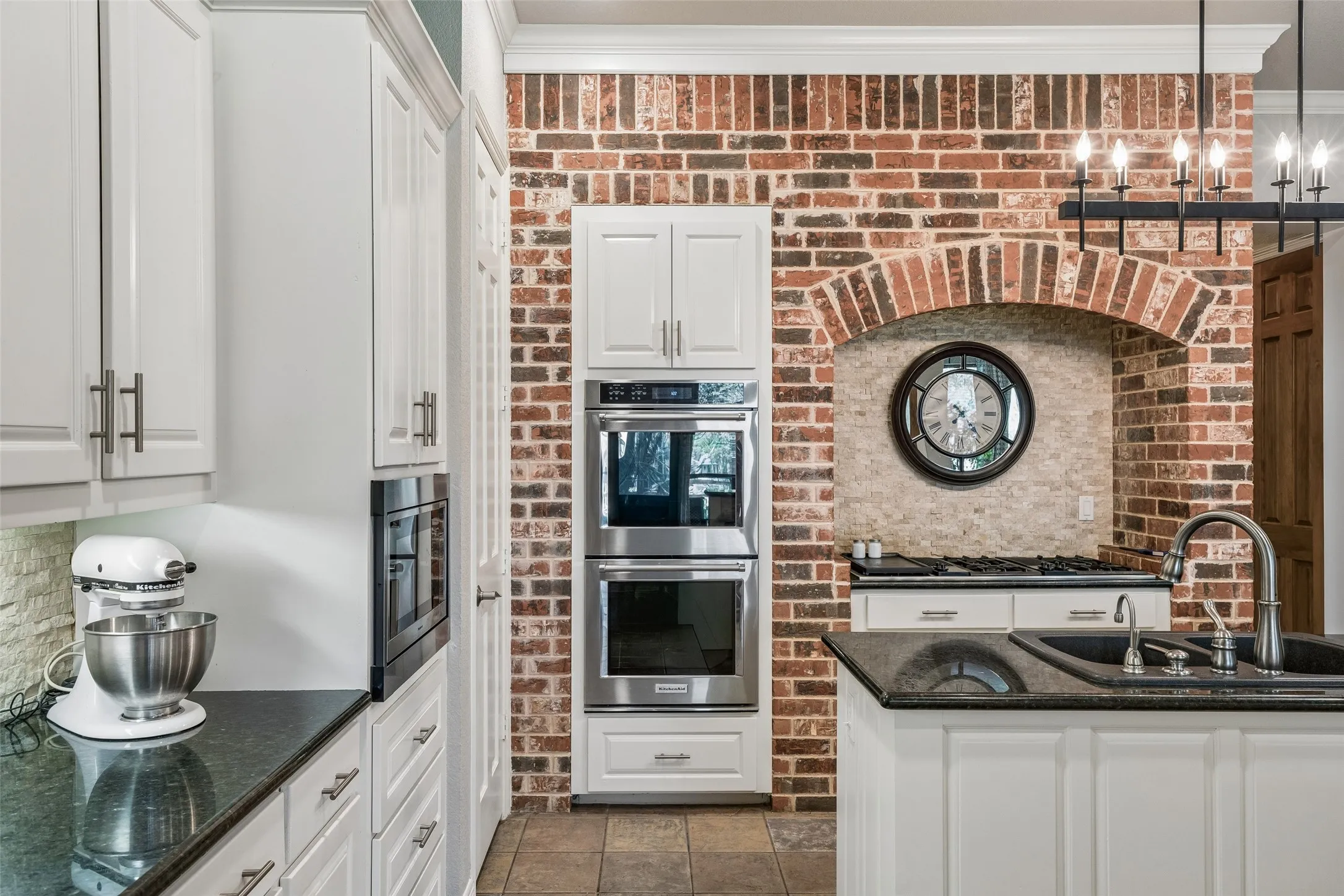 Single Family Residence For Sale in Tarrant County , 208 Polo Trail, Colleyville, Texas 76034, 4 Bedroom, 4 Bathroom, 3 Garage spaces, 4,699 Sqft, built in 1998, mls#21375046, Real Estate Agent in Colleyville, Homes For Sale in Tarrant county, Homes For Sale in Colleyville, Realtor in Colleyville Texas, Real Estate Brokerage Independent Realty Texas, Luminita Cordes Realtor