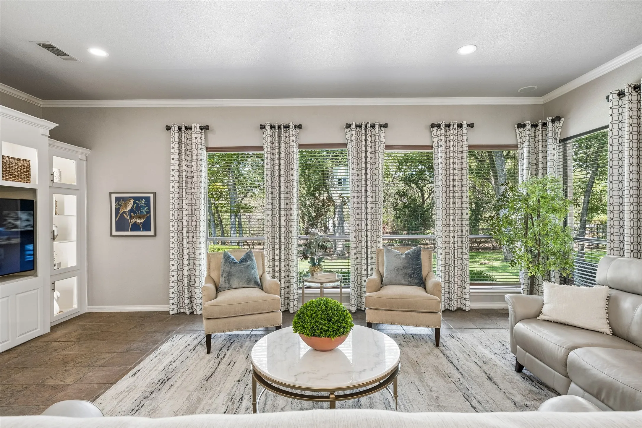 Single Family Residence For Sale in Tarrant County , 208 Polo Trail, Colleyville, Texas 76034, 4 Bedroom, 4 Bathroom, 3 Garage spaces, 4,699 Sqft, built in 1998, mls#21375046, Real Estate Agent in Colleyville, Homes For Sale in Tarrant county, Homes For Sale in Colleyville, Realtor in Colleyville Texas, Real Estate Brokerage Independent Realty Texas, Luminita Cordes Realtor