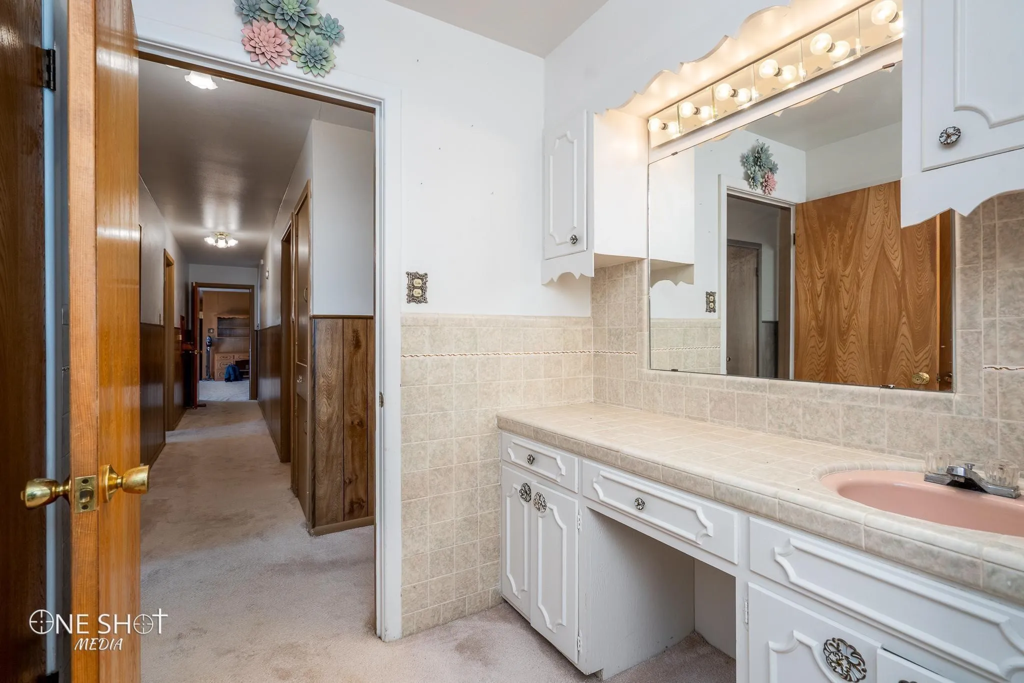 Single Family Residence For Rent in Taylor County , 509 8th Street, Merkel, Texas 79536, 3 Bedroom, 2 Bathroom, 2 Garage spaces, 2,009 Sqft, built in 1970, mls#21375193, Real Estate Agent in Merkel, Homes For Rent in Taylor county, Homes For Rent in Merkel, Realtor in Merkel Texas, Real Estate Brokerage Independent Realty Texas, Luminita Cordes Realtor