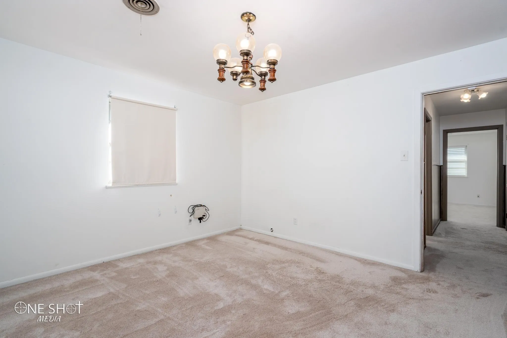 Single Family Residence For Rent in Taylor County , 509 8th Street, Merkel, Texas 79536, 3 Bedroom, 2 Bathroom, 2 Garage spaces, 2,009 Sqft, built in 1970, mls#21375193, Real Estate Agent in Merkel, Homes For Rent in Taylor county, Homes For Rent in Merkel, Realtor in Merkel Texas, Real Estate Brokerage Independent Realty Texas, Luminita Cordes Realtor