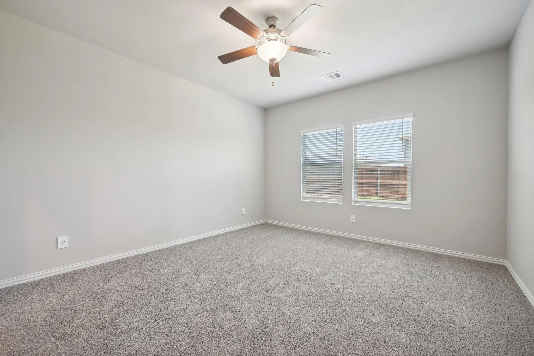 Single Family Residence For Sale in Collin County , 3717 Cisco Drive, Farmersville, Texas 75442, 4 Bedroom, 3 Bathroom, 2 Garage spaces, 2,259 Sqft, built in 2024, mls#21375045, Real Estate Agent in Farmersville, Homes For Sale in Collin county, Homes For Sale in Farmersville, Realtor in Farmersville Texas, Real Estate Brokerage Independent Realty Texas, Luminita Cordes Realtor