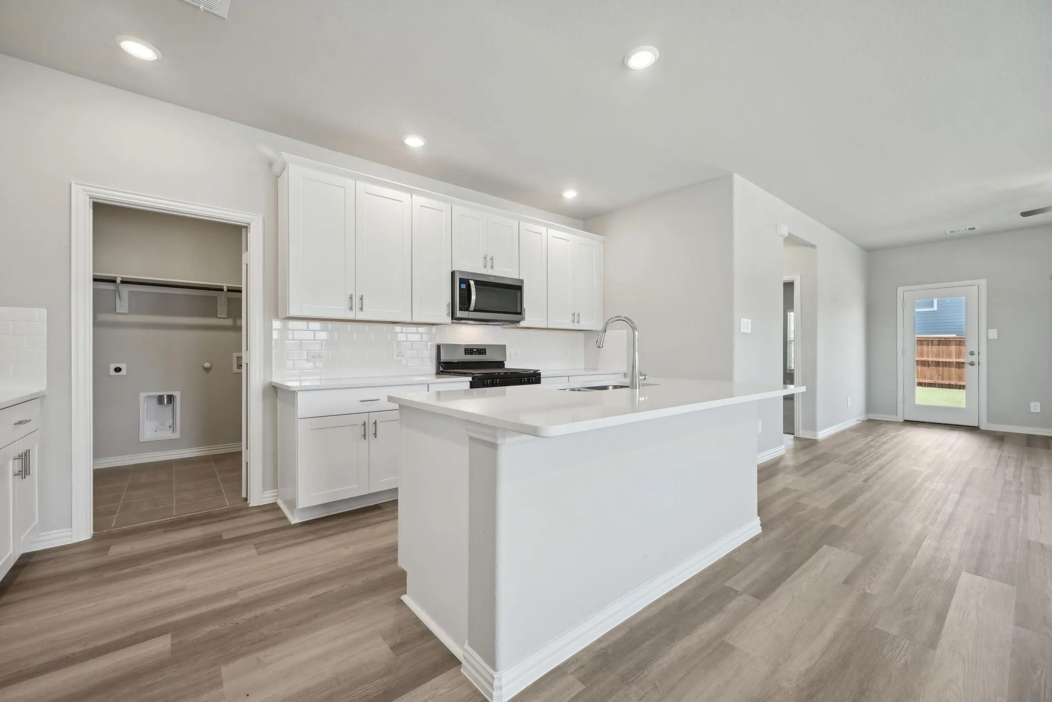 Single Family Residence For Sale in Collin County , 3717 Cisco Drive, Farmersville, Texas 75442, 4 Bedroom, 3 Bathroom, 2 Garage spaces, 2,259 Sqft, built in 2024, mls#21375045, Real Estate Agent in Farmersville, Homes For Sale in Collin county, Homes For Sale in Farmersville, Realtor in Farmersville Texas, Real Estate Brokerage Independent Realty Texas, Luminita Cordes Realtor