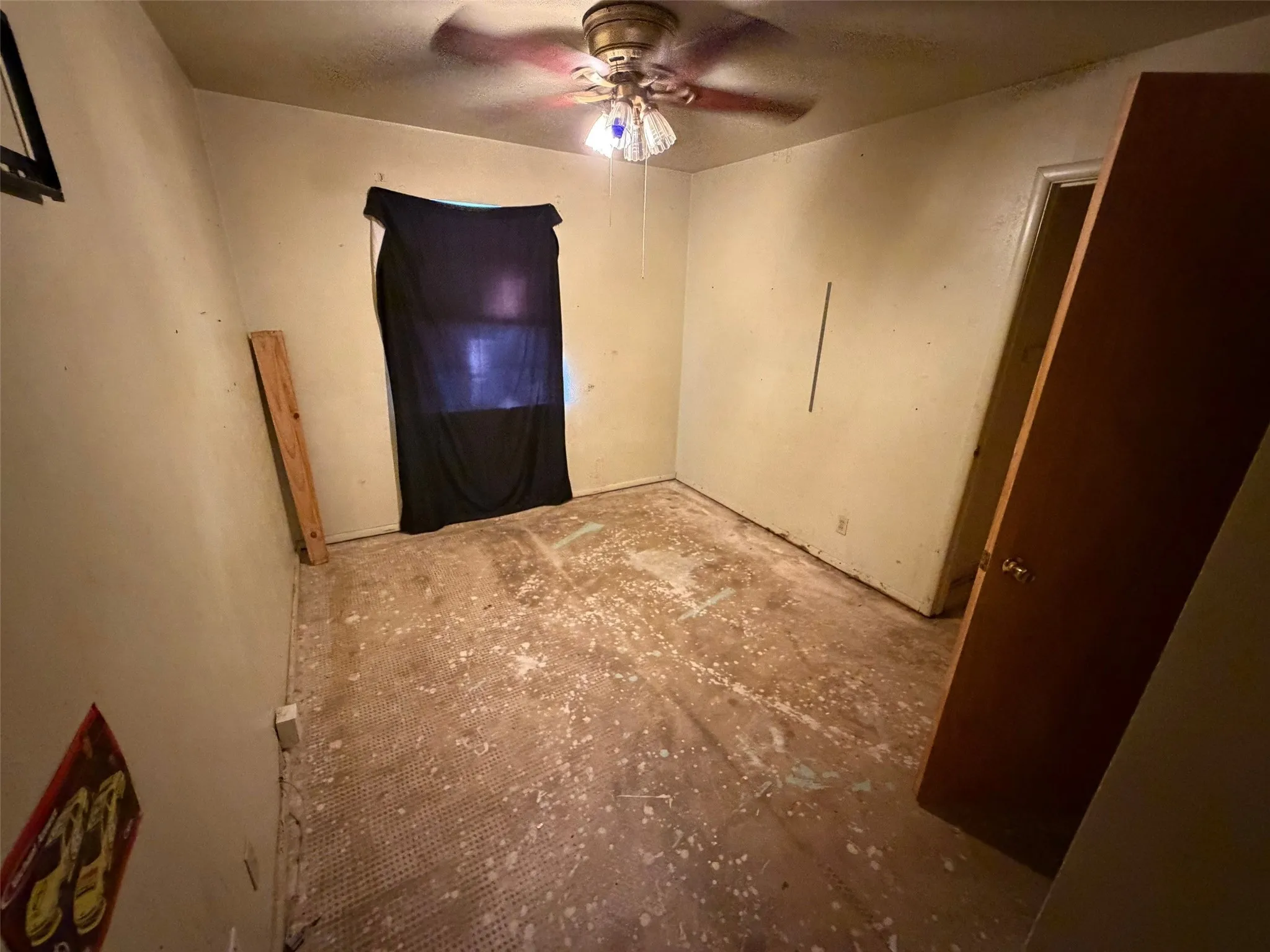 Single Family Residence For Sale in Tarrant County , 2121 Elton Road, Haltom City, Texas 76117, 3 Bedroom, 2 Bathroom, 2 Garage spaces, 1,954 Sqft, built in 1959, mls#21375183, Real Estate Agent in Haltom City, Homes For Sale in Tarrant county, Homes For Sale in Haltom City, Realtor in Haltom City Texas, Real Estate Brokerage Independent Realty Texas, Luminita Cordes Realtor