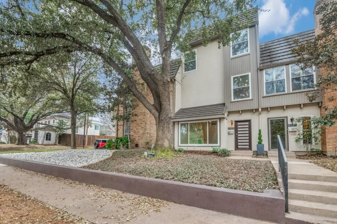 Condominium For Rent in Dallas County , 4505 Rawlins Street, Dallas, Texas 75219, 3 Bedroom, 4 Bathroom, 2 Garage spaces, 2,036 Sqft, built in 1968, mls#21373862, Real Estate Agent in Dallas, Homes For Rent in Dallas county, Homes For Rent in Dallas, Realtor in Dallas Texas, Real Estate Brokerage Independent Realty Texas, Luminita Cordes Realtor