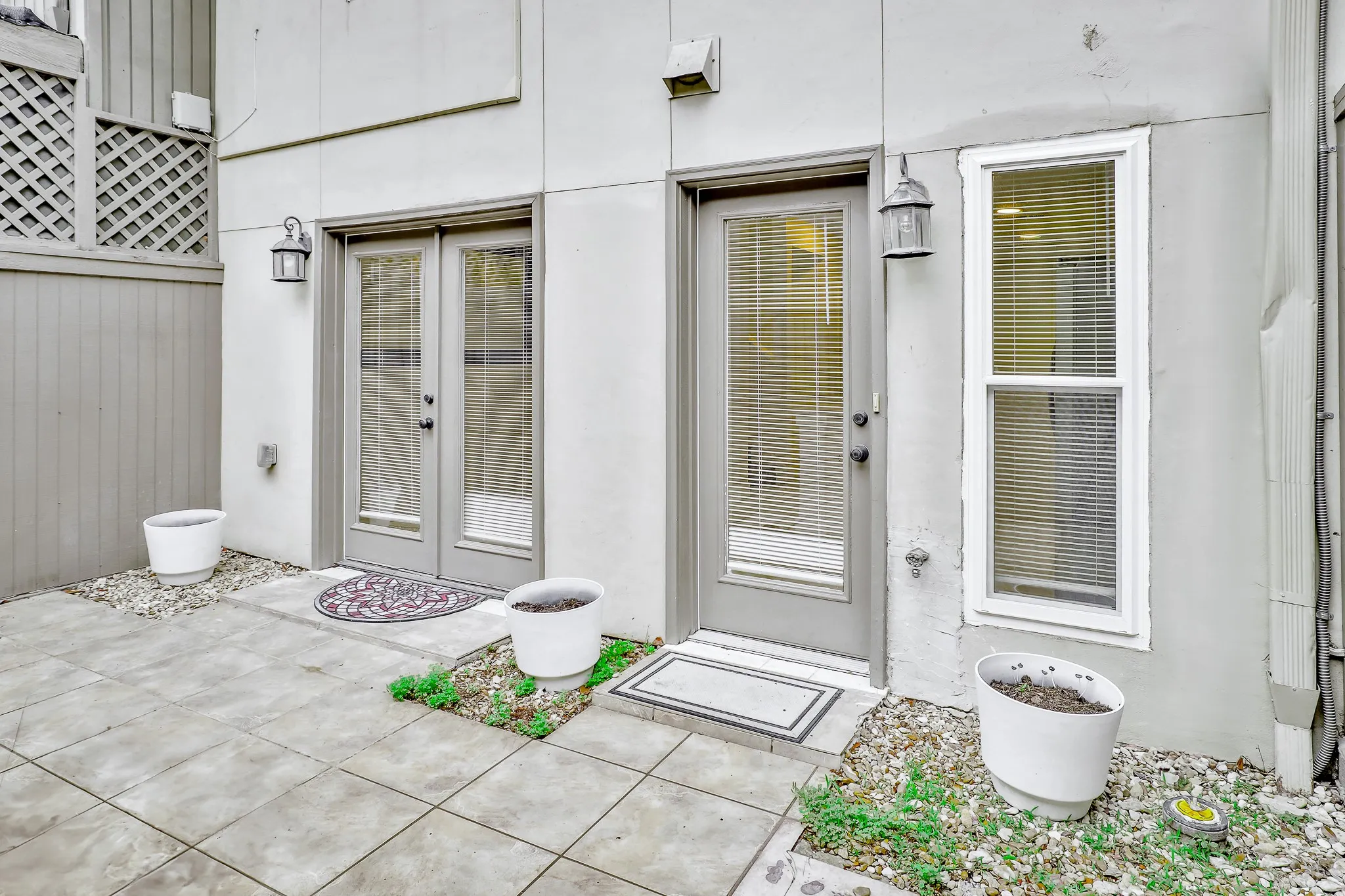 Condominium For Rent in Dallas County , 4505 Rawlins Street, Dallas, Texas 75219, 3 Bedroom, 4 Bathroom, 2 Garage spaces, 2,036 Sqft, built in 1968, mls#21373862, Real Estate Agent in Dallas, Homes For Rent in Dallas county, Homes For Rent in Dallas, Realtor in Dallas Texas, Real Estate Brokerage Independent Realty Texas, Luminita Cordes Realtor