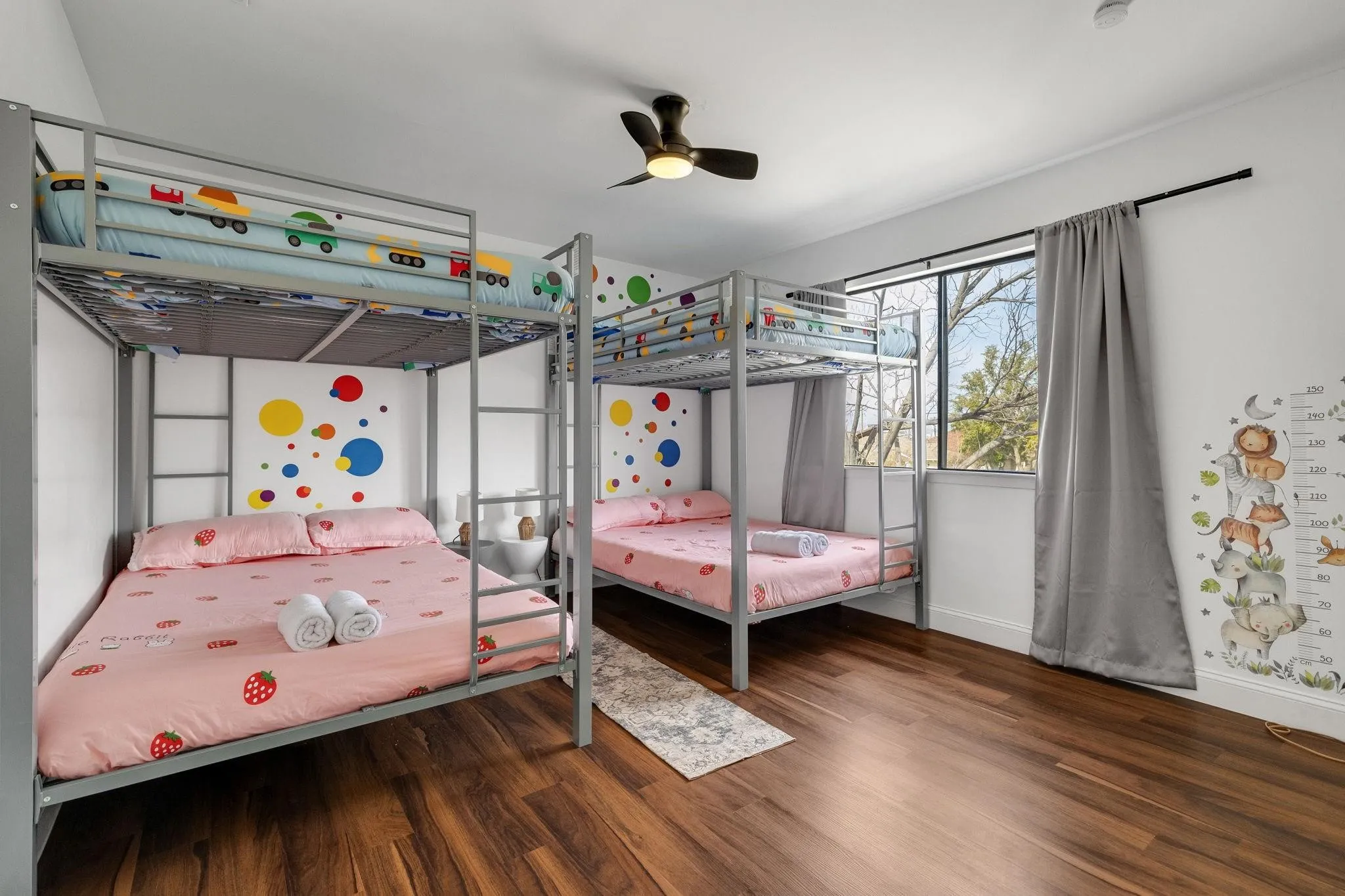 Single Family Residence For Rent in Dallas County , 1301 N Trail Drive, Carrollton, Texas 75006, 4 Bedroom, 3 Bathroom, 2 Garage spaces, 2,696 Sqft, built in 1977, mls#21375212, Real Estate Agent in Carrollton, Homes For Rent in Dallas county, Homes For Rent in Carrollton, Realtor in Carrollton Texas, Real Estate Brokerage Independent Realty Texas, Luminita Cordes Realtor