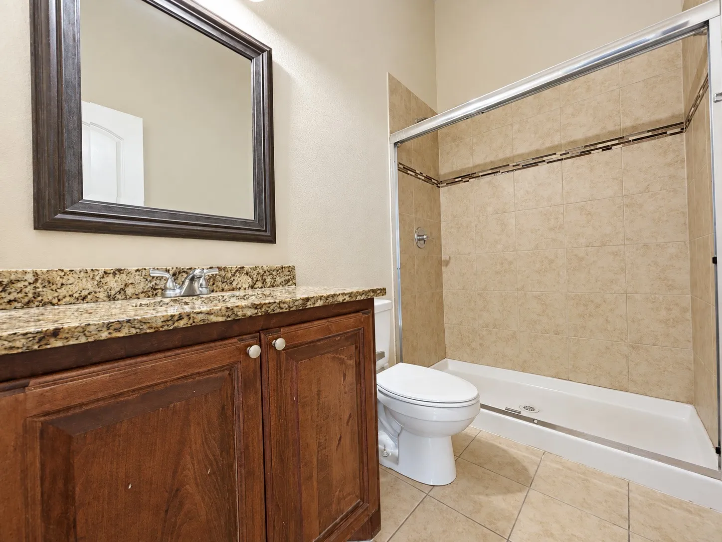 Townhouse For Rent in Dallas County , 2361 Novin Drive, Irving, Texas 75062, 4 Bedroom, 3 Bathroom, 2 Garage spaces, 2,397 Sqft, built in 2016, mls#21375215, Real Estate Agent in Irving, Homes For Rent in Dallas county, Homes For Rent in Irving, Realtor in Irving Texas, Real Estate Brokerage Independent Realty Texas, Luminita Cordes Realtor