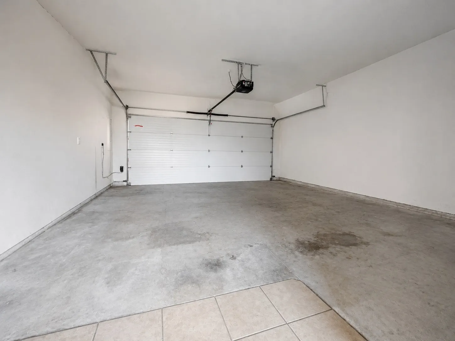 Townhouse For Rent in Dallas County , 2361 Novin Drive, Irving, Texas 75062, 4 Bedroom, 3 Bathroom, 2 Garage spaces, 2,397 Sqft, built in 2016, mls#21375215, Real Estate Agent in Irving, Homes For Rent in Dallas county, Homes For Rent in Irving, Realtor in Irving Texas, Real Estate Brokerage Independent Realty Texas, Luminita Cordes Realtor