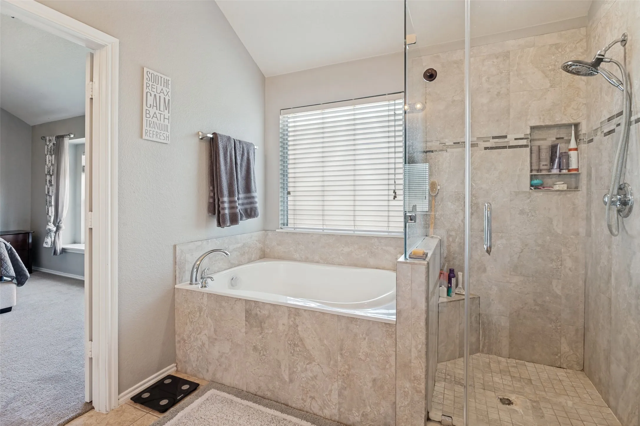 Single Family Residence For Sale in Dallas County , 3039 Stallion Crossing, Irving, Texas 75060, 3 Bedroom, 3 Bathroom, 2 Garage spaces, 2,105 Sqft, built in 2006, mls#21375136, Real Estate Agent in Irving, Homes For Sale in Dallas county, Homes For Sale in Irving, Realtor in Irving Texas, Real Estate Brokerage Independent Realty Texas, Luminita Cordes Realtor