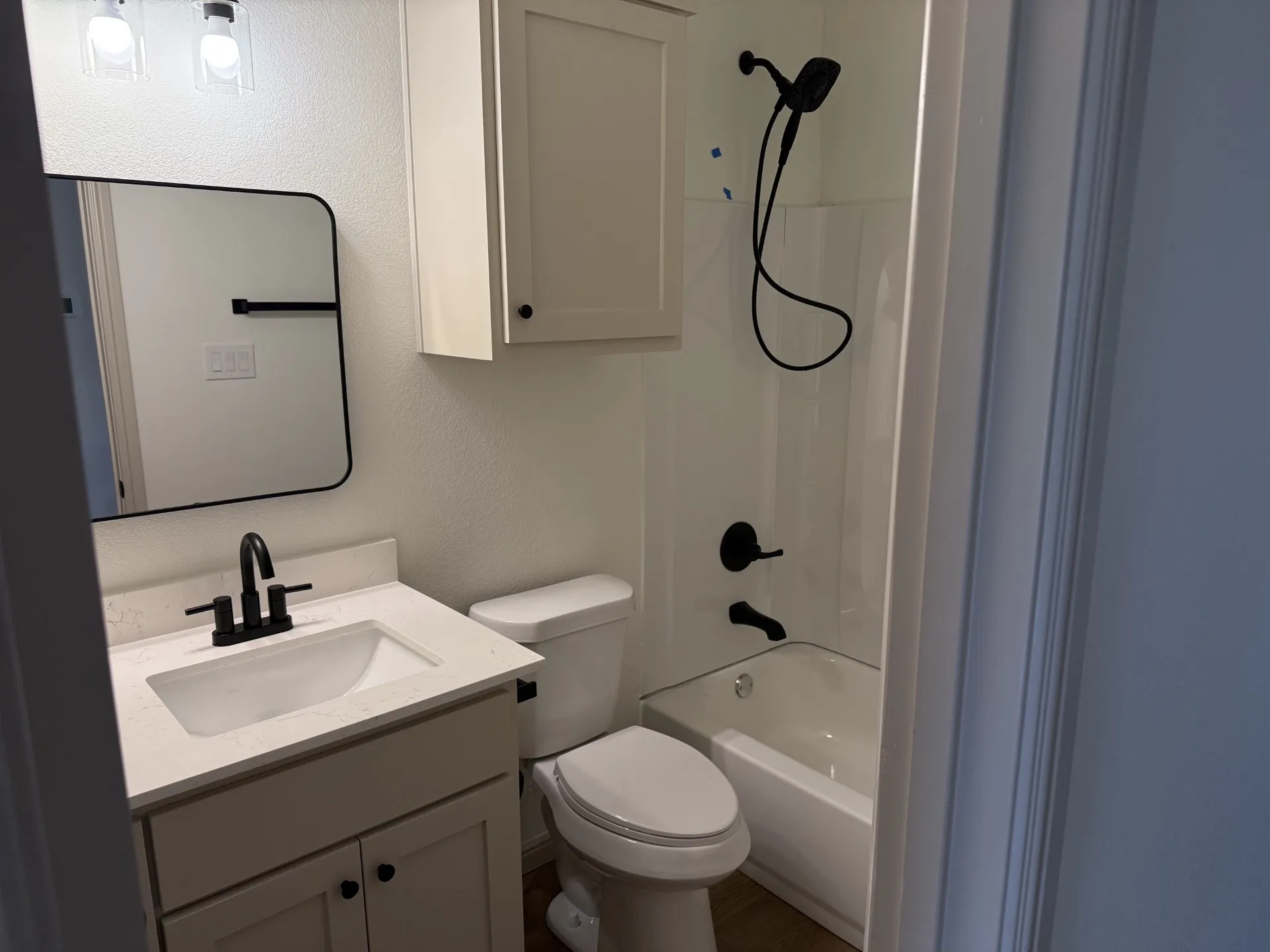 Duplex For Rent in Johnson County , 402 N Nolan River Road B, Cleburne, Texas 76033, 3 Bedroom, 2 Bathroom, 2 Garage spaces, 1,565 Sqft, built in 1986, mls#21375090, Real Estate Agent in Cleburne, Homes For Rent in Johnson county, Homes For Rent in Cleburne, Realtor in Cleburne Texas, Real Estate Brokerage Independent Realty Texas, Luminita Cordes Realtor