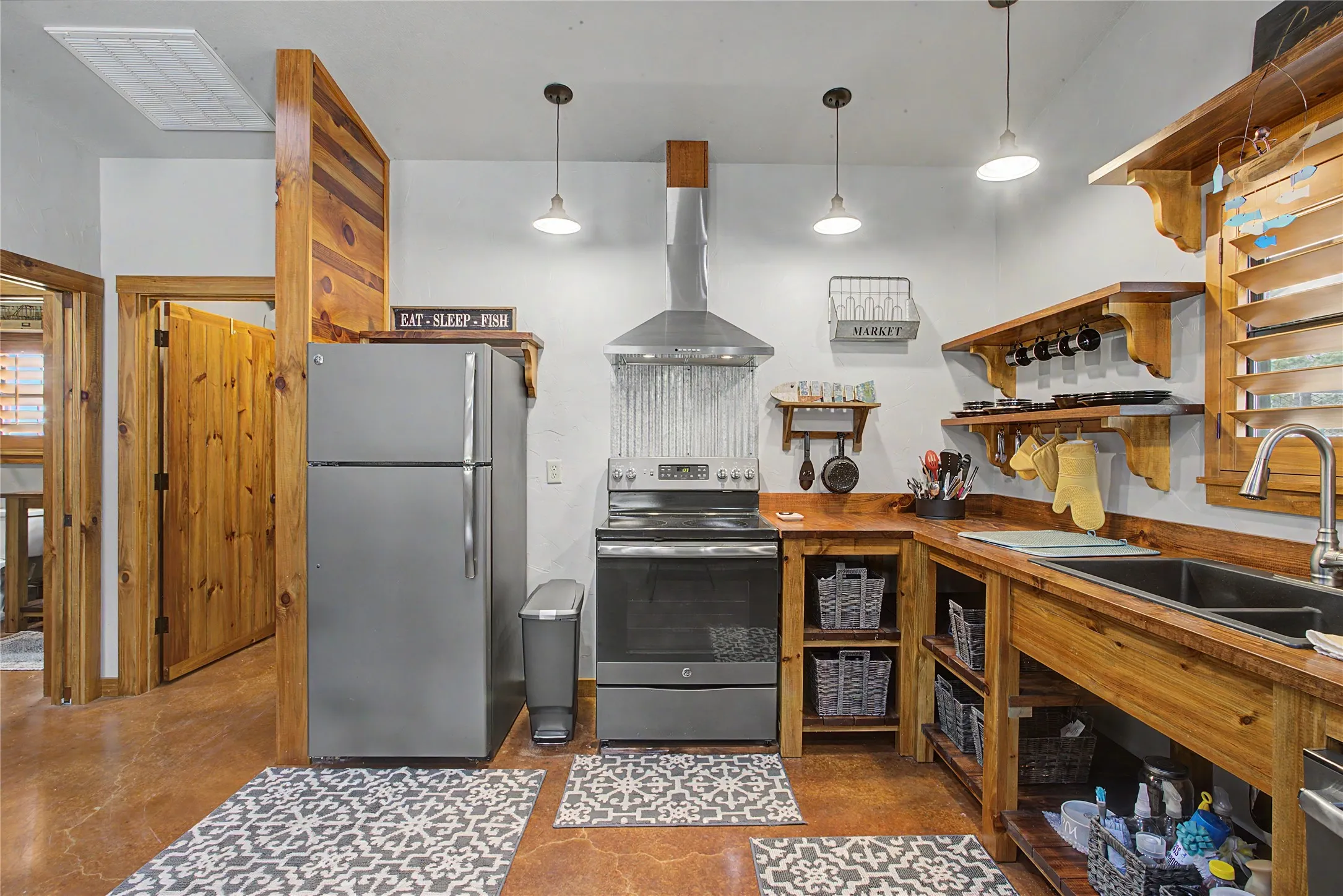 Apartment Kitchen
