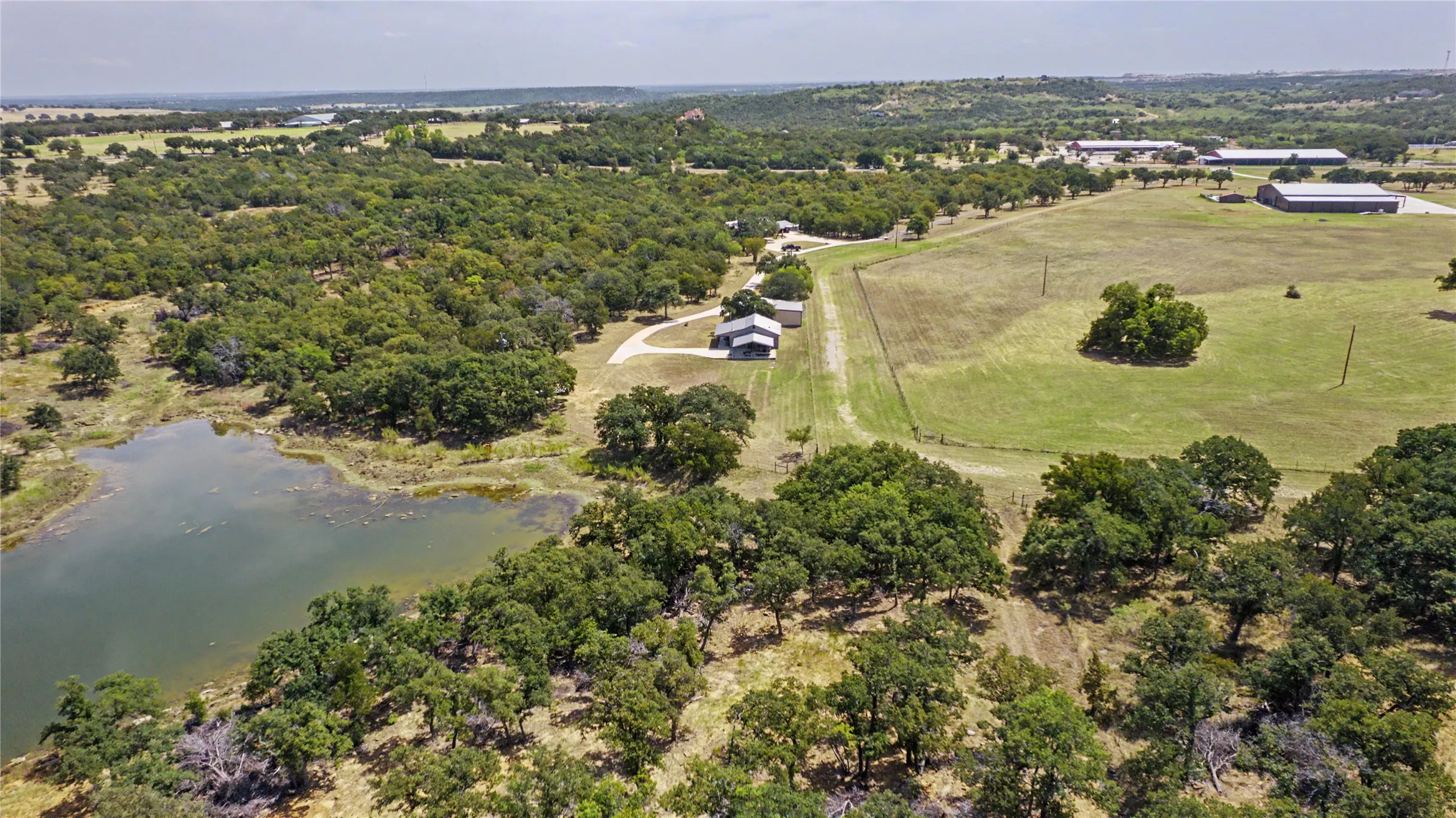 Farm For Sale in Palo Pinto County , 2728 S Fm 129, Santo, Texas 76472, 4 Bedroom, 3 Bathroom, Garage spaces, 3,360 Sqft, built in 2016, mls#21373405, Real Estate Agent in Santo, Homes For Sale in Palo Pinto county, Homes For Sale in Santo, Realtor in Santo Texas, Real Estate Brokerage Independent Realty Texas, Luminita Cordes Realtor