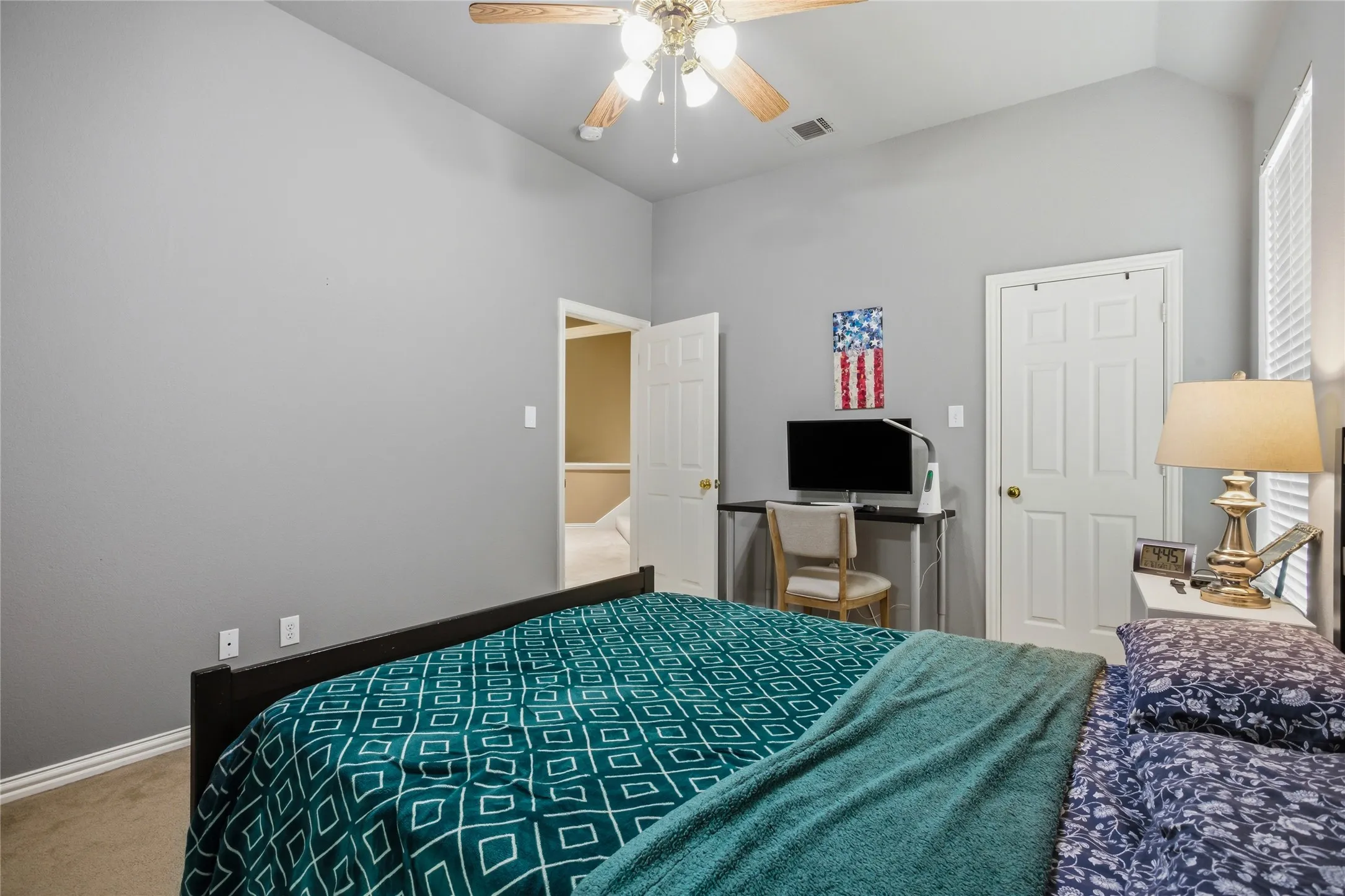Single Family Residence For Rent in Dallas County , 9024 Bottlebrush Lane, Irving, Texas 75063, 4 Bedroom, 4 Bathroom, 2 Garage spaces, 3,813 Sqft, built in 2001, mls#21361956, Real Estate Agent in Irving, Homes For Rent in Dallas county, Homes For Rent in Irving, Realtor in Irving Texas, Real Estate Brokerage Independent Realty Texas, Luminita Cordes Realtor