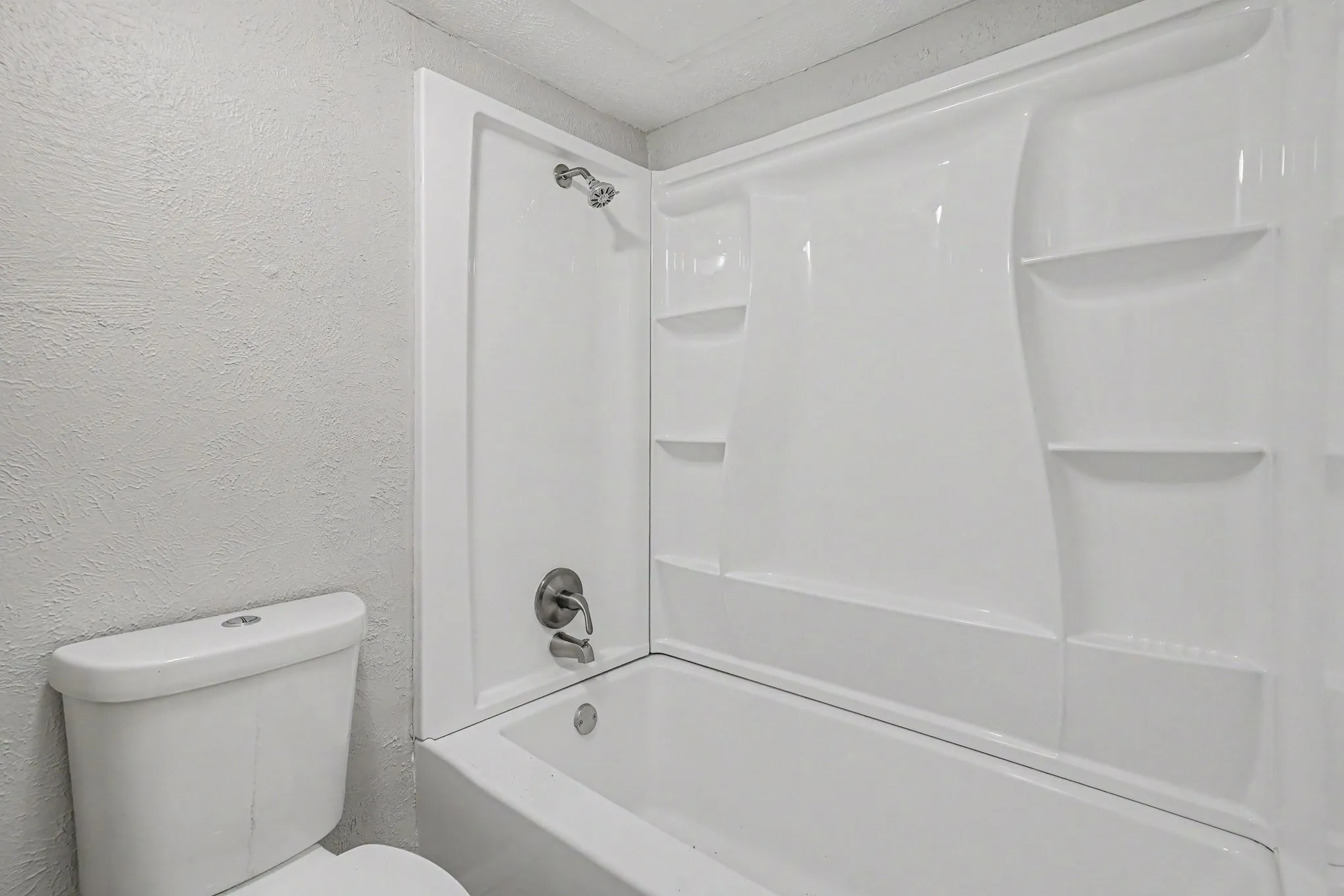 Single Family Residence For Sale in Tarrant County , 7116 Blackberry Drive, Arlington, Texas 76016, 3 Bedroom, 2 Bathroom, 2 Garage spaces, 1,452 Sqft, built in 1981, mls#21373471, Real Estate Agent in Arlington, Homes For Sale in Tarrant county, Homes For Sale in Arlington, Realtor in Arlington Texas, Real Estate Brokerage Independent Realty Texas, Luminita Cordes Realtor