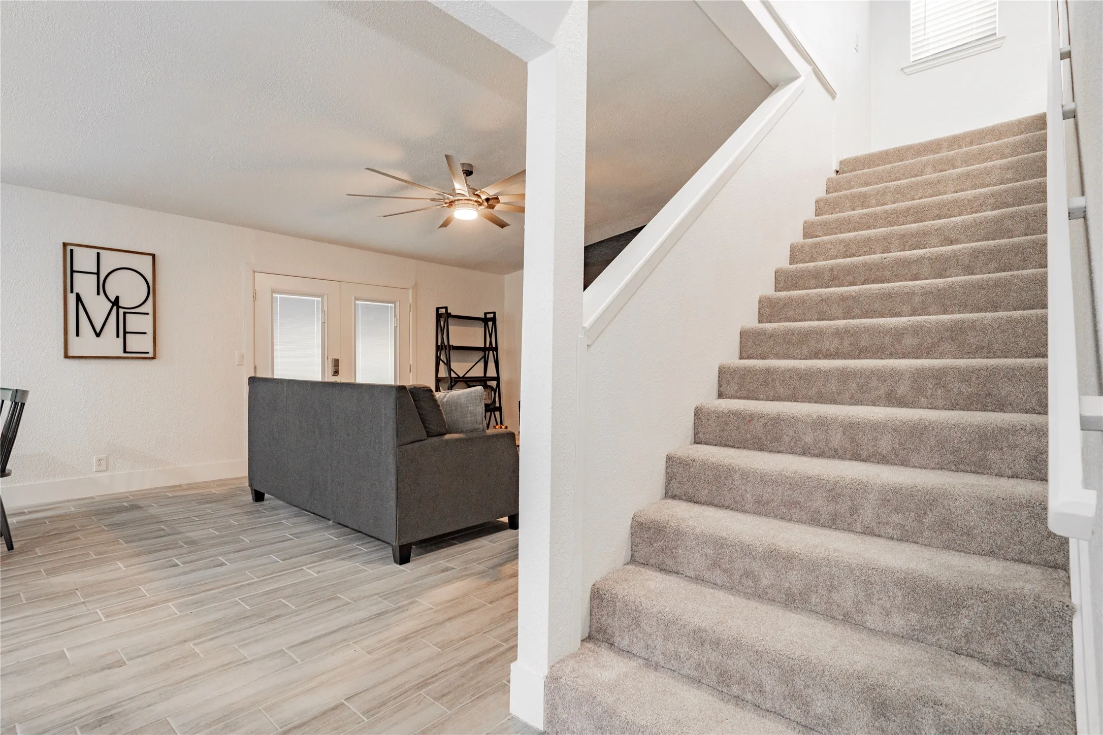 Single Family Residence For Rent in Grayson County , 347 Quail Creek Circle, Pottsboro, Texas 75076, 4 Bedroom, 3 Bathroom, 6 Garage spaces, 3,063 Sqft, built in 1983, mls#21375236, Real Estate Agent in Pottsboro, Homes For Rent in Grayson county, Homes For Rent in Pottsboro, Realtor in Pottsboro Texas, Real Estate Brokerage Independent Realty Texas, Luminita Cordes Realtor