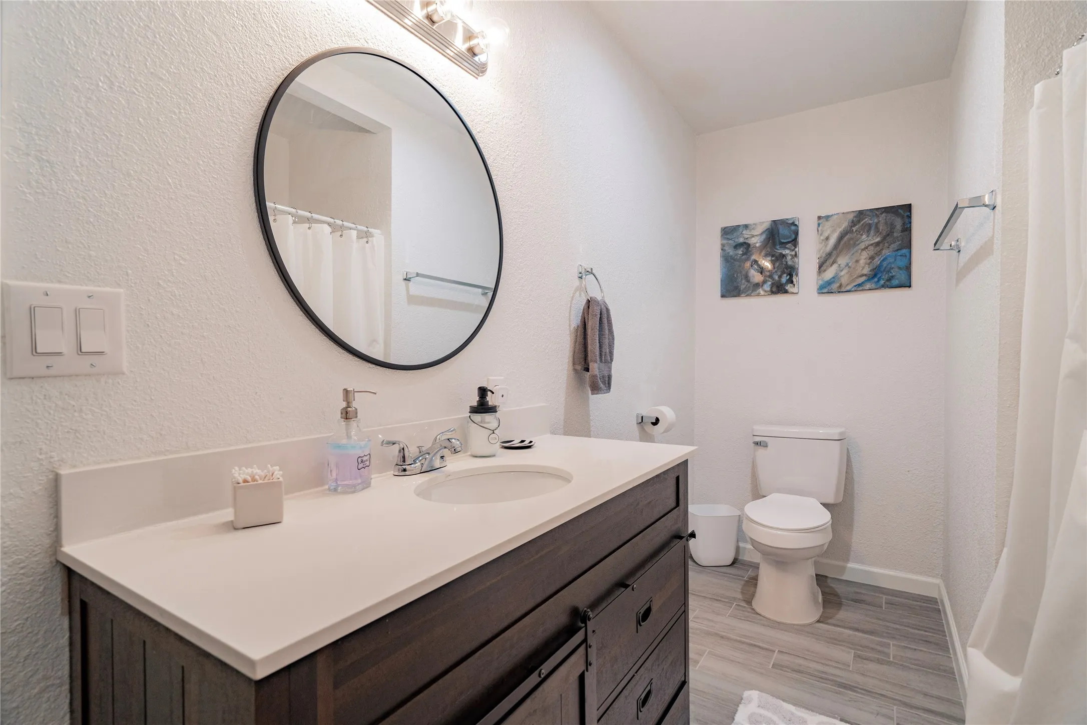 Single Family Residence For Rent in Grayson County , 347 Quail Creek Circle, Pottsboro, Texas 75076, 4 Bedroom, 3 Bathroom, 6 Garage spaces, 3,063 Sqft, built in 1983, mls#21375236, Real Estate Agent in Pottsboro, Homes For Rent in Grayson county, Homes For Rent in Pottsboro, Realtor in Pottsboro Texas, Real Estate Brokerage Independent Realty Texas, Luminita Cordes Realtor