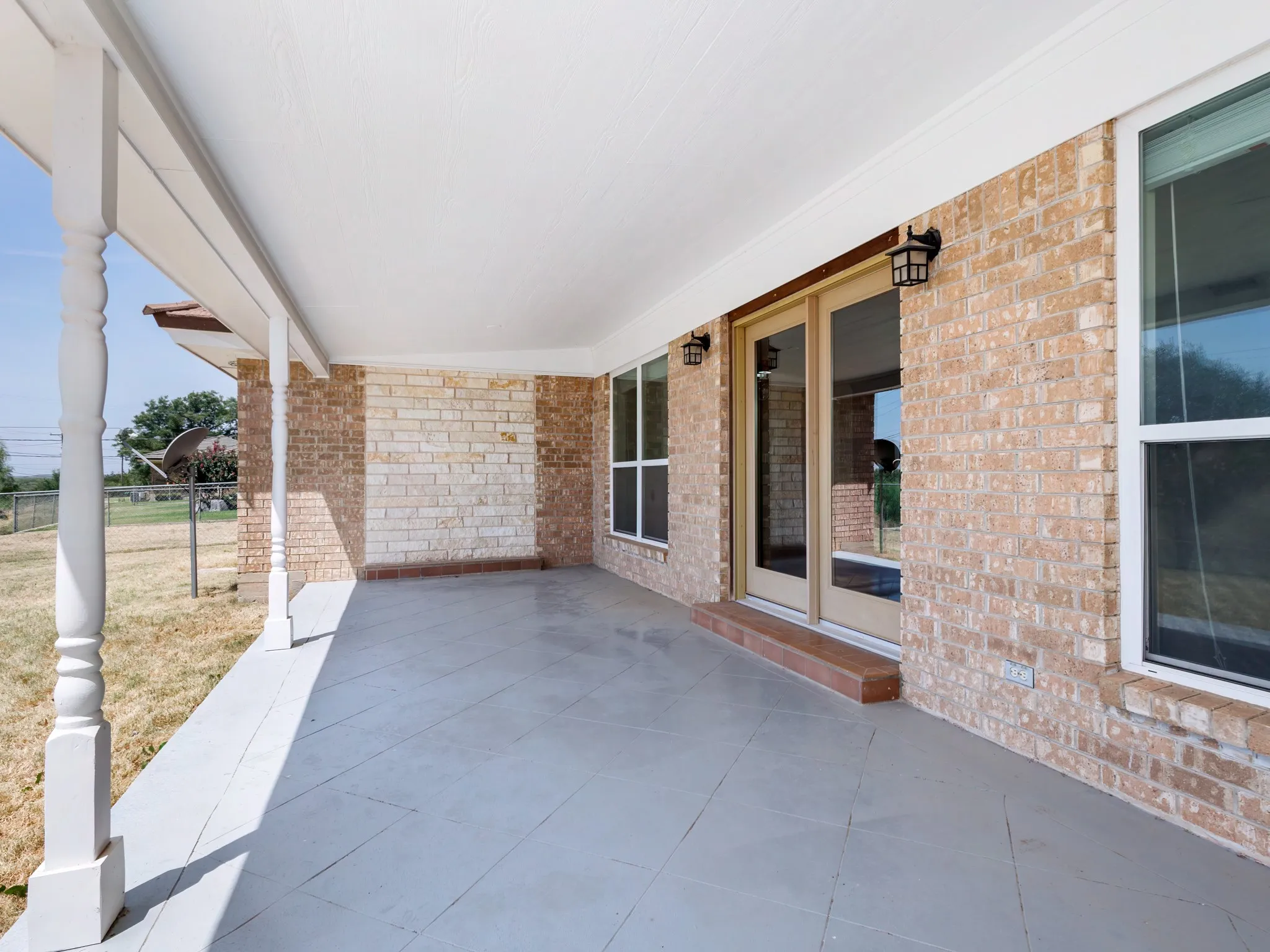 Single Family Residence For Sale in Coleman County , 1301 Hillcrest Street, Coleman, Texas 76834, 3 Bedroom, 2 Bathroom, 2 Garage spaces, 2,202 Sqft, built in 1980, mls#21373686, Real Estate Agent in Coleman, Homes For Sale in Coleman county, Homes For Sale in Coleman, Realtor in Coleman Texas, Real Estate Brokerage Independent Realty Texas, Luminita Cordes Realtor
