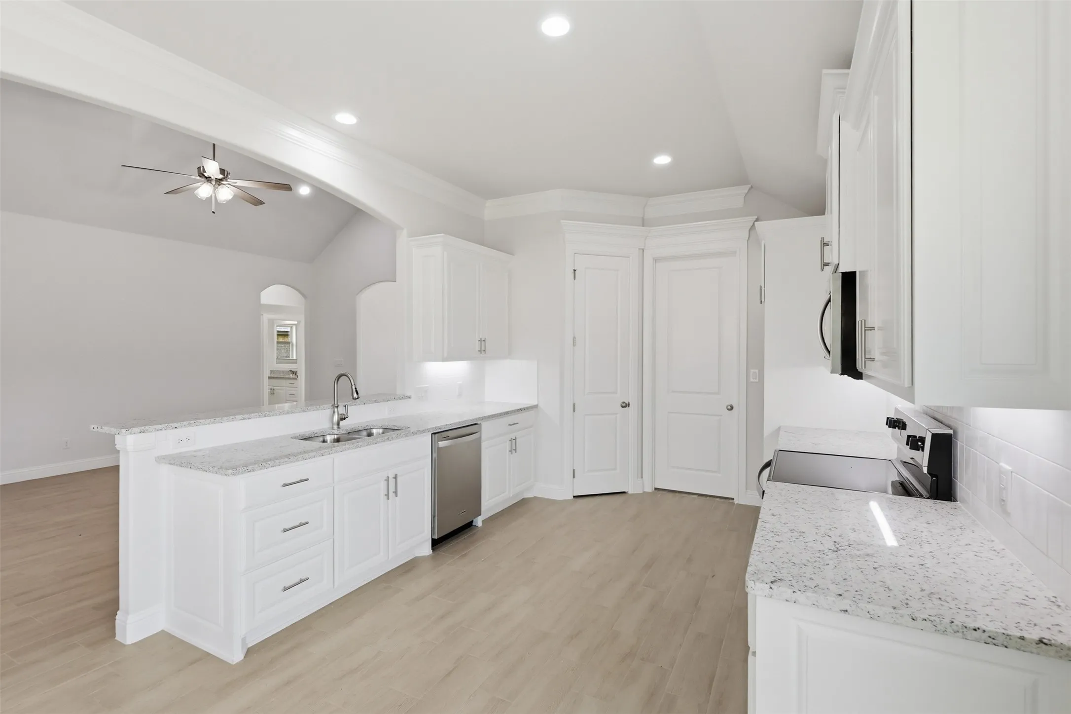 Single Family Residence For Sale in Parker County , 816 Haley Street, Springtown, Texas 76082, 3 Bedroom, 2 Bathroom, 2 Garage spaces, 1,800 Sqft, built in 2026, mls#21373668, Real Estate Agent in Springtown, Homes For Sale in Parker county, Homes For Sale in Springtown, Realtor in Springtown Texas, Real Estate Brokerage Independent Realty Texas, Luminita Cordes Realtor